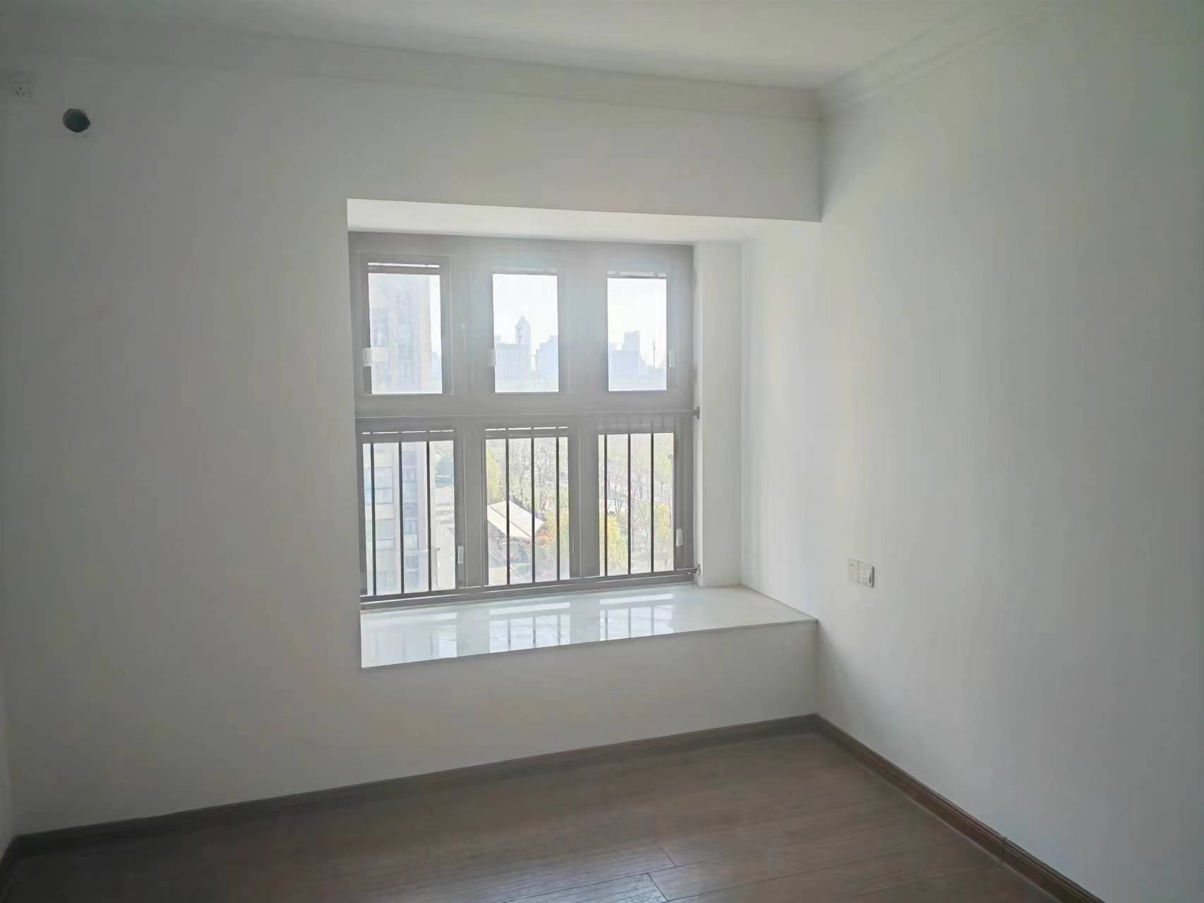 碧桂园时代悦城 4室2厅2卫 142m&sup2;