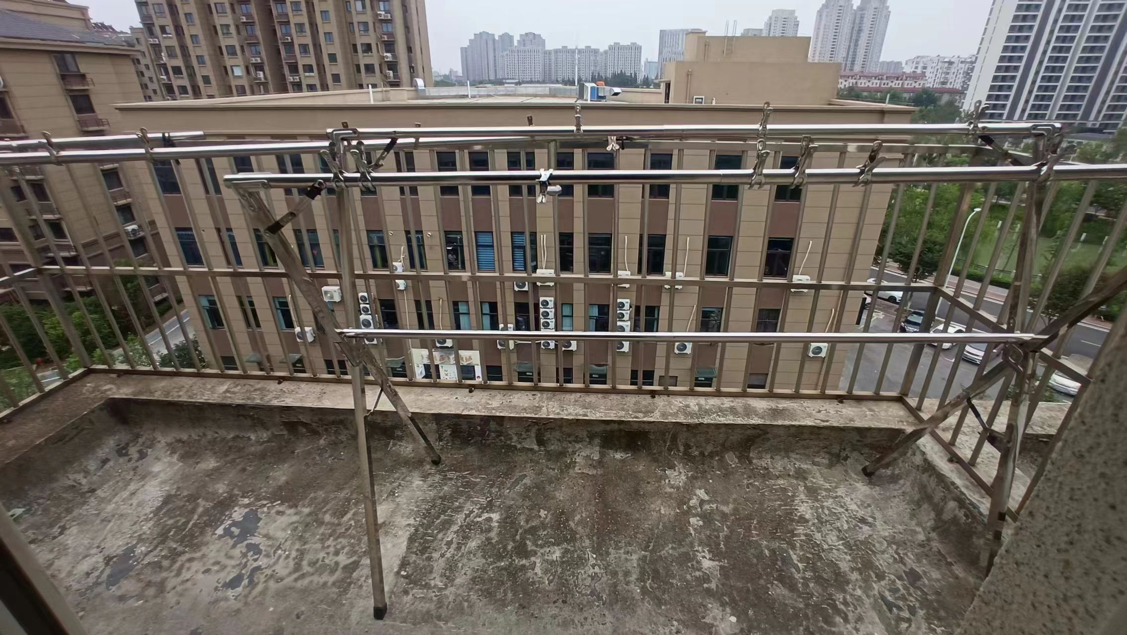 世纪园 4室3厅2卫 143.73m&sup2;