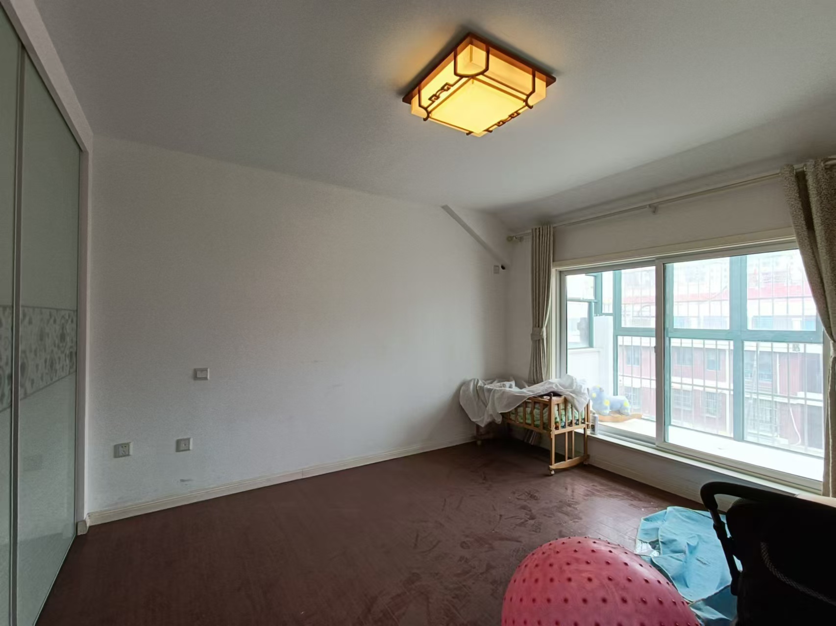 长航地中海花园 3室2厅2卫 122.00m&sup2;