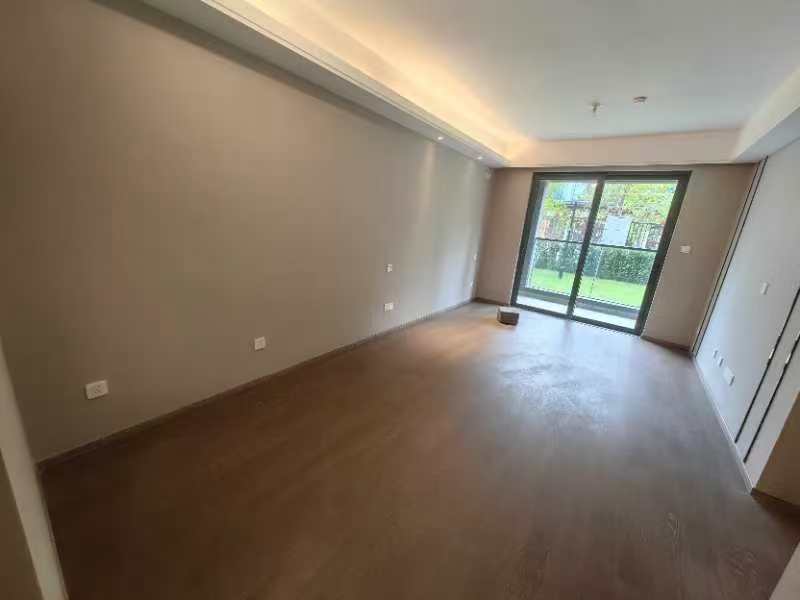 融创时代中心 3室2厅2卫 95m&sup2;