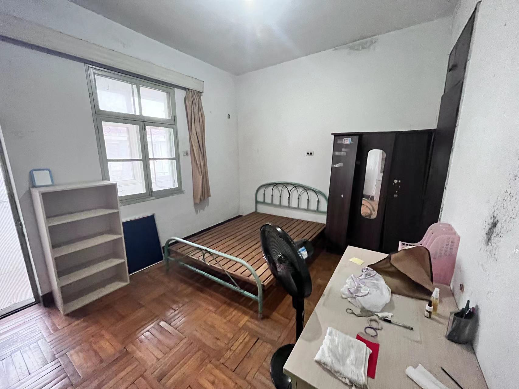 易家桥新村 2室1厅1卫 60m&sup2;