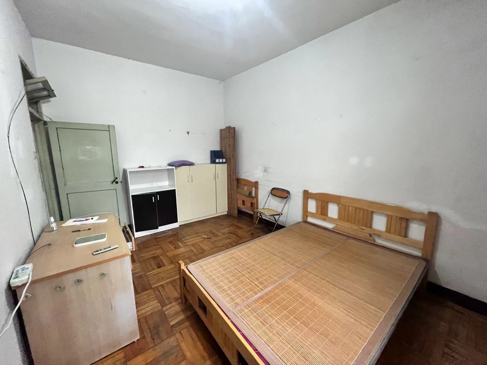 易家桥新村 2室1厅1卫 60m&sup2;