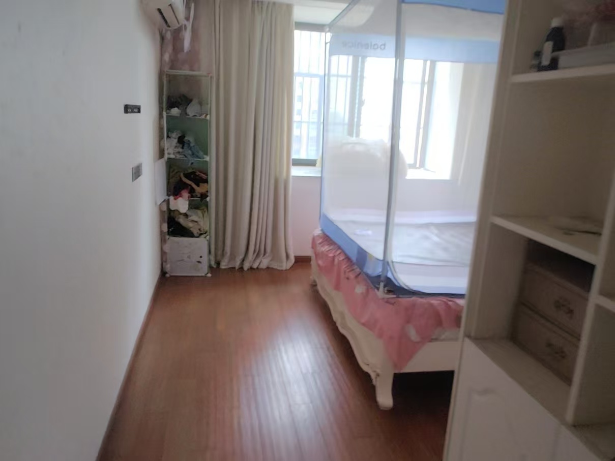 融悦华庭 3室2厅2卫 128.6m&sup2;