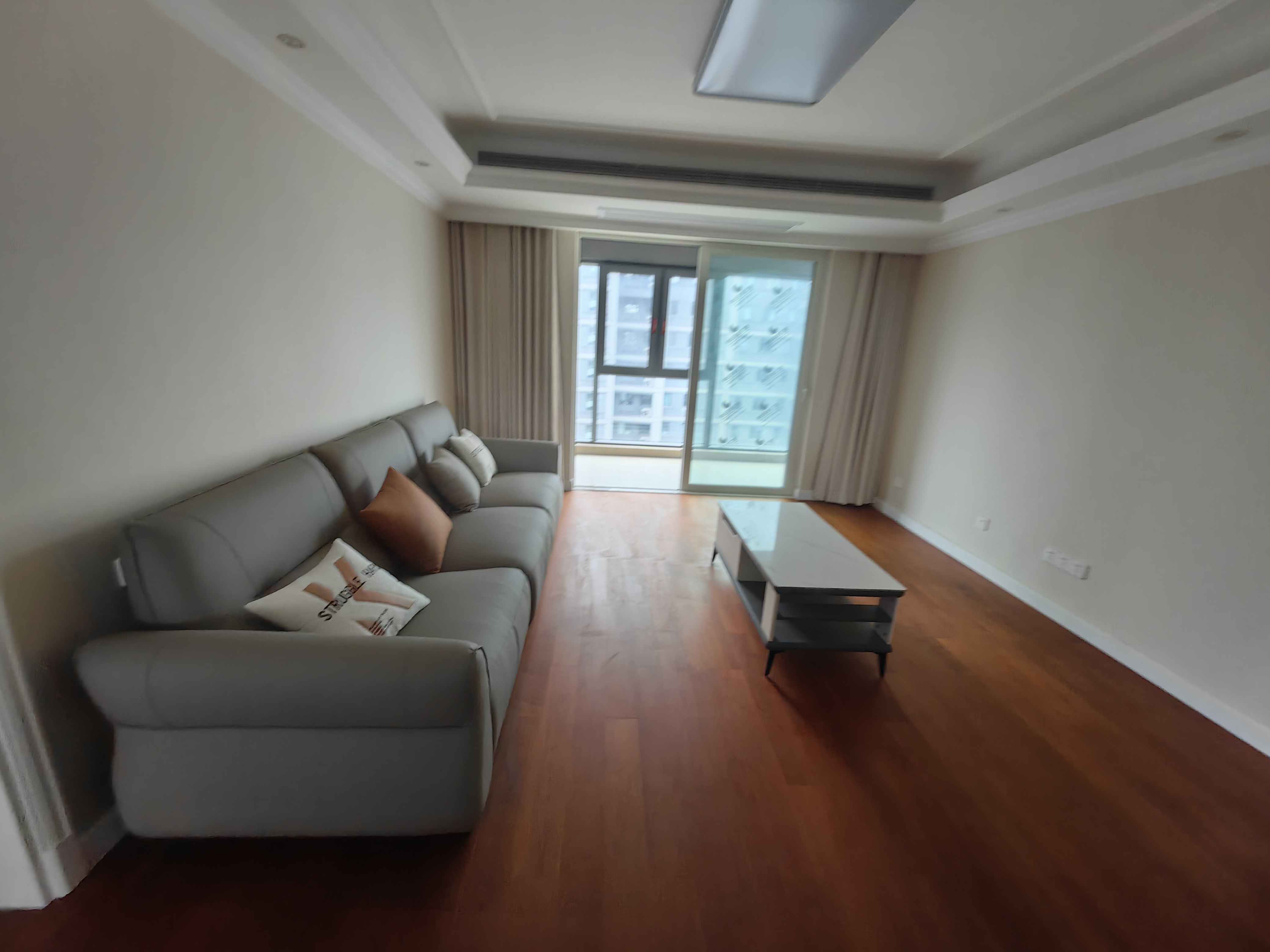 融创盛和九里桃源 3室2厅2卫 126.8m²