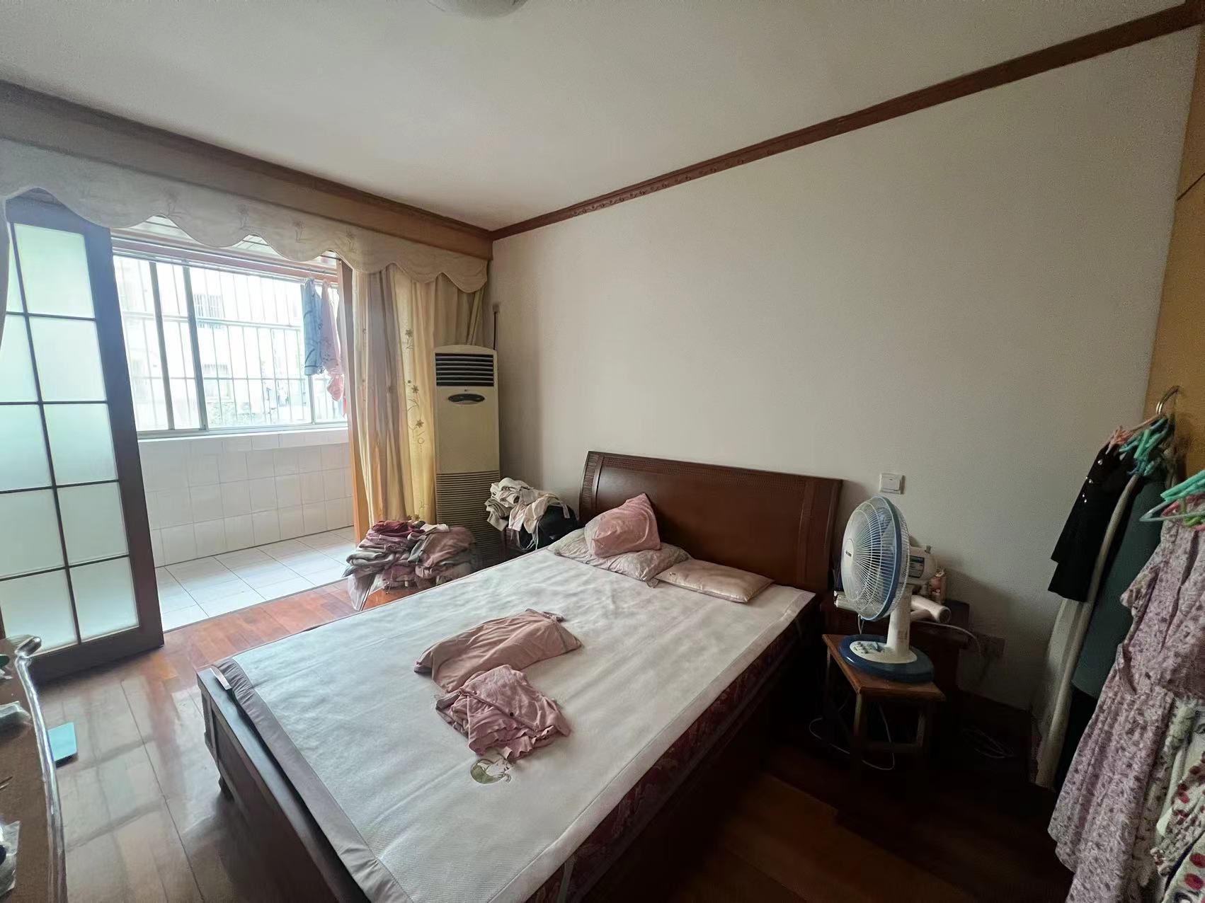 北濠桥东村 3室1厅1卫 110m²