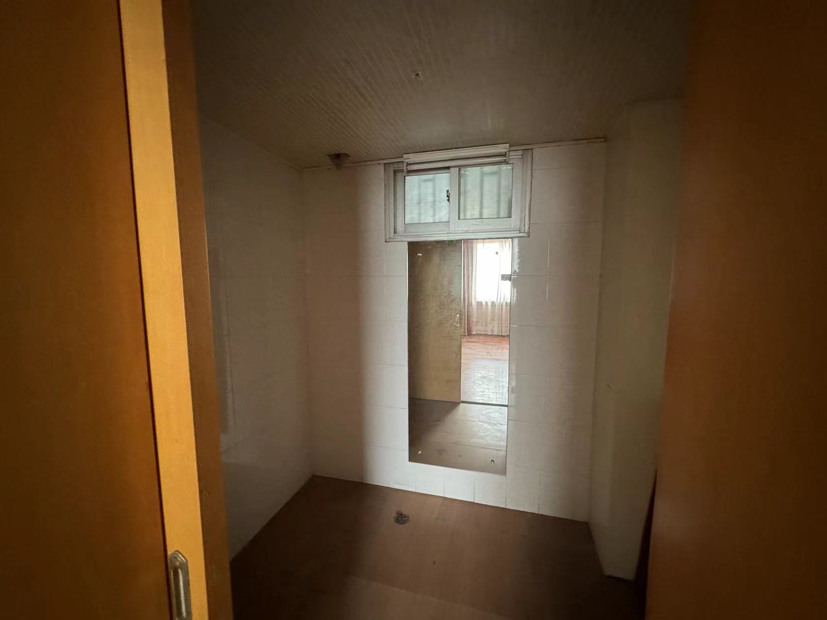 北濠桥东村 3室2厅1卫 128m&sup2;