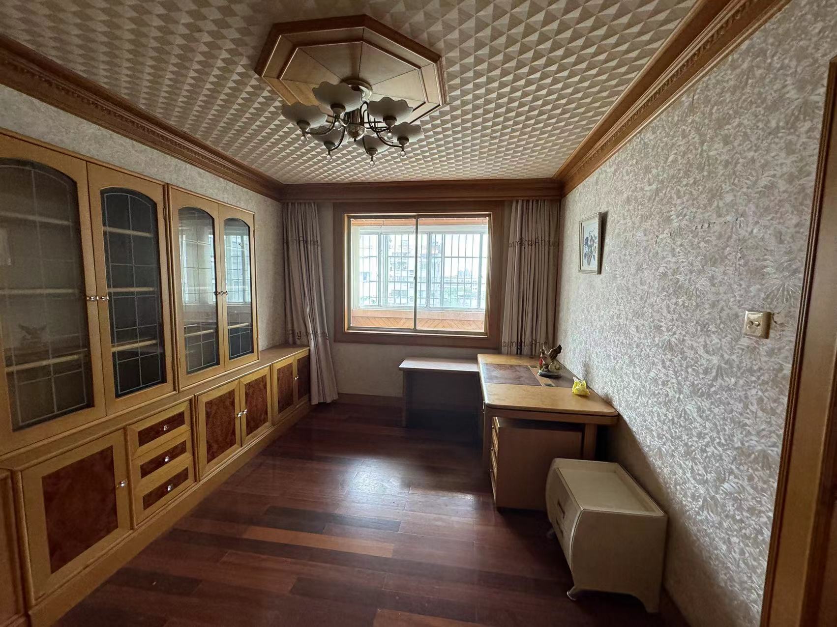 北濠桥东村 3室2厅1卫 128m&sup2;