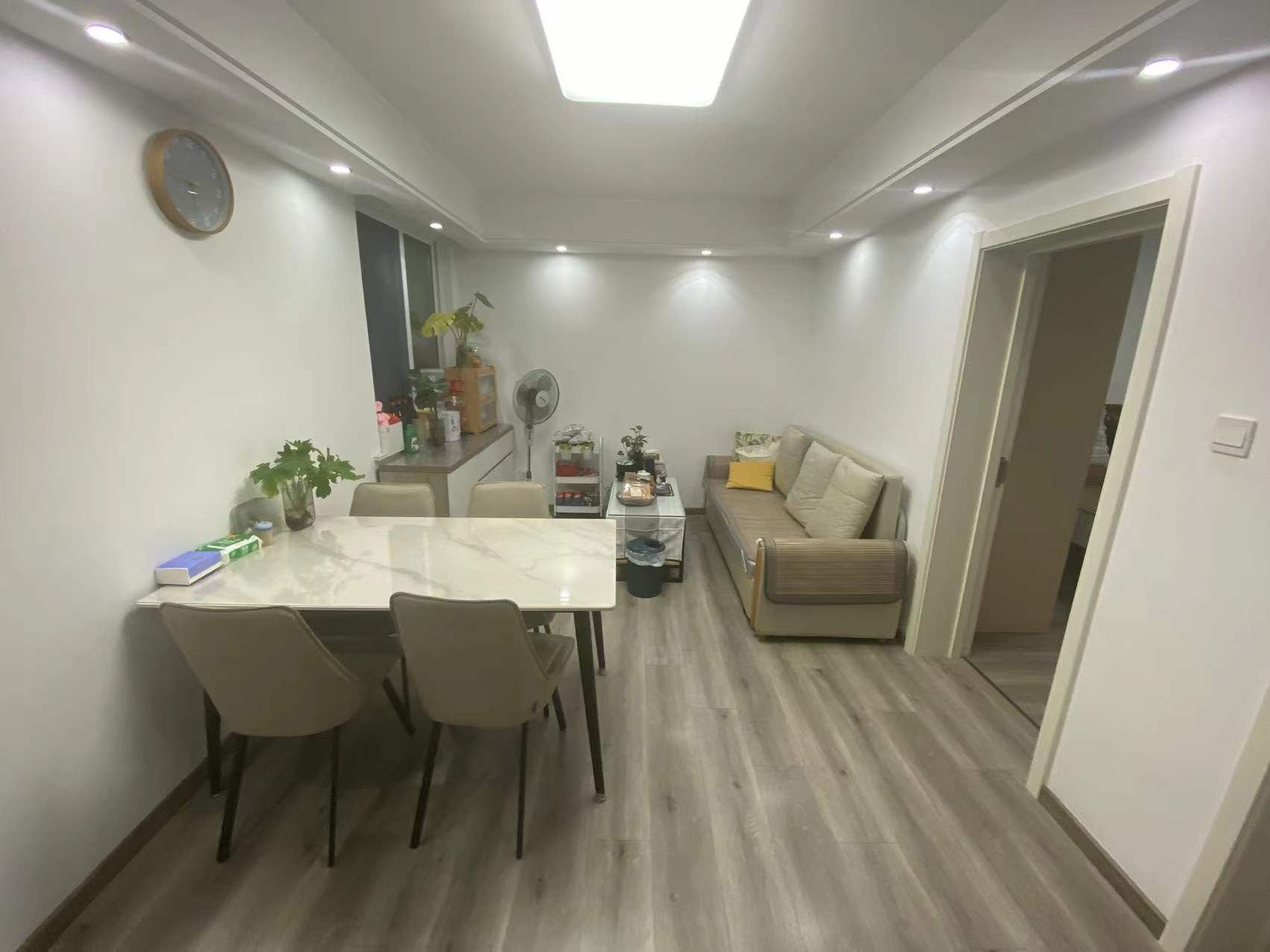 新桃园 2室1厅1卫 79.8m²