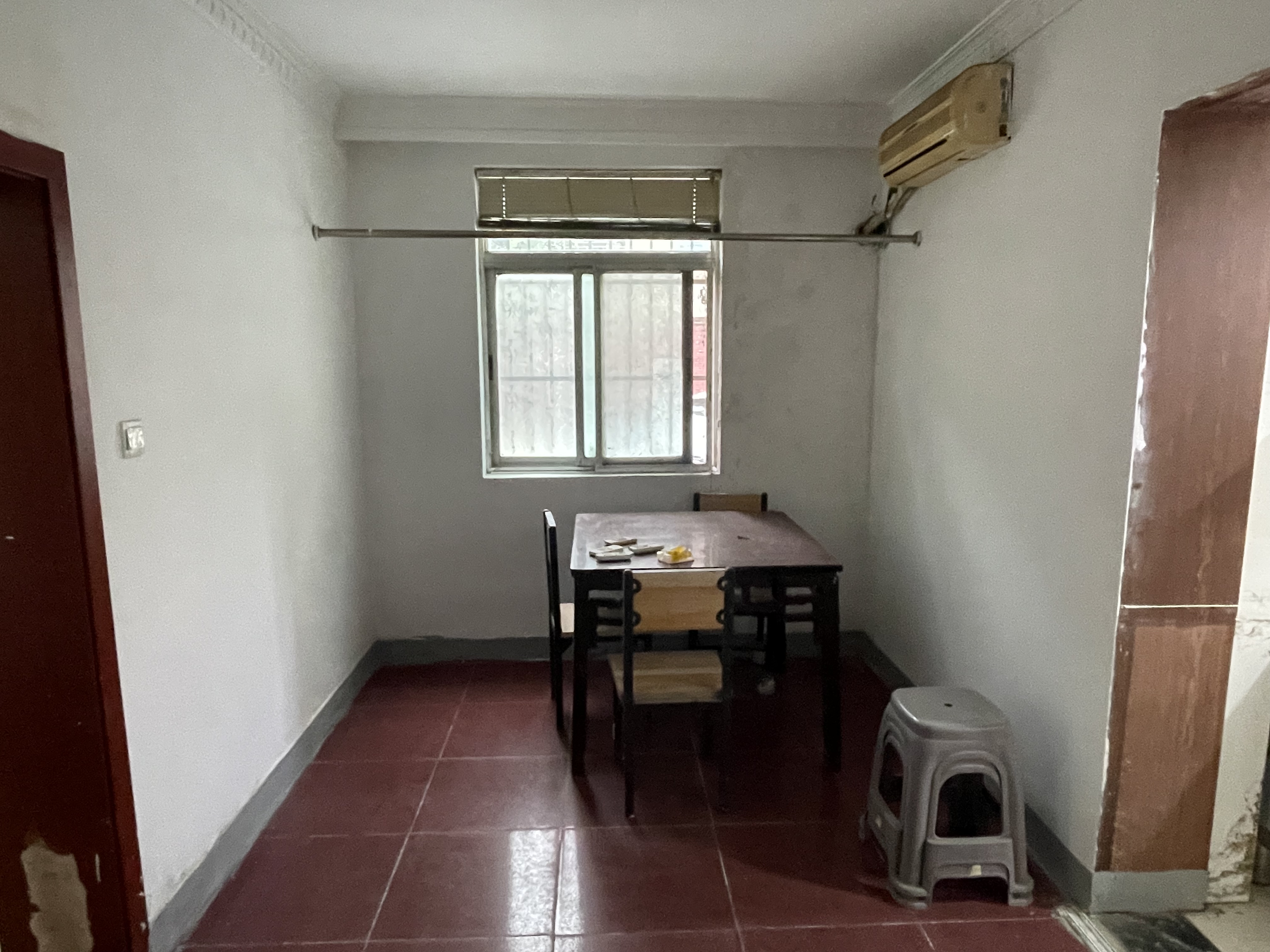 方大花苑 2室1厅1卫 63.4m²