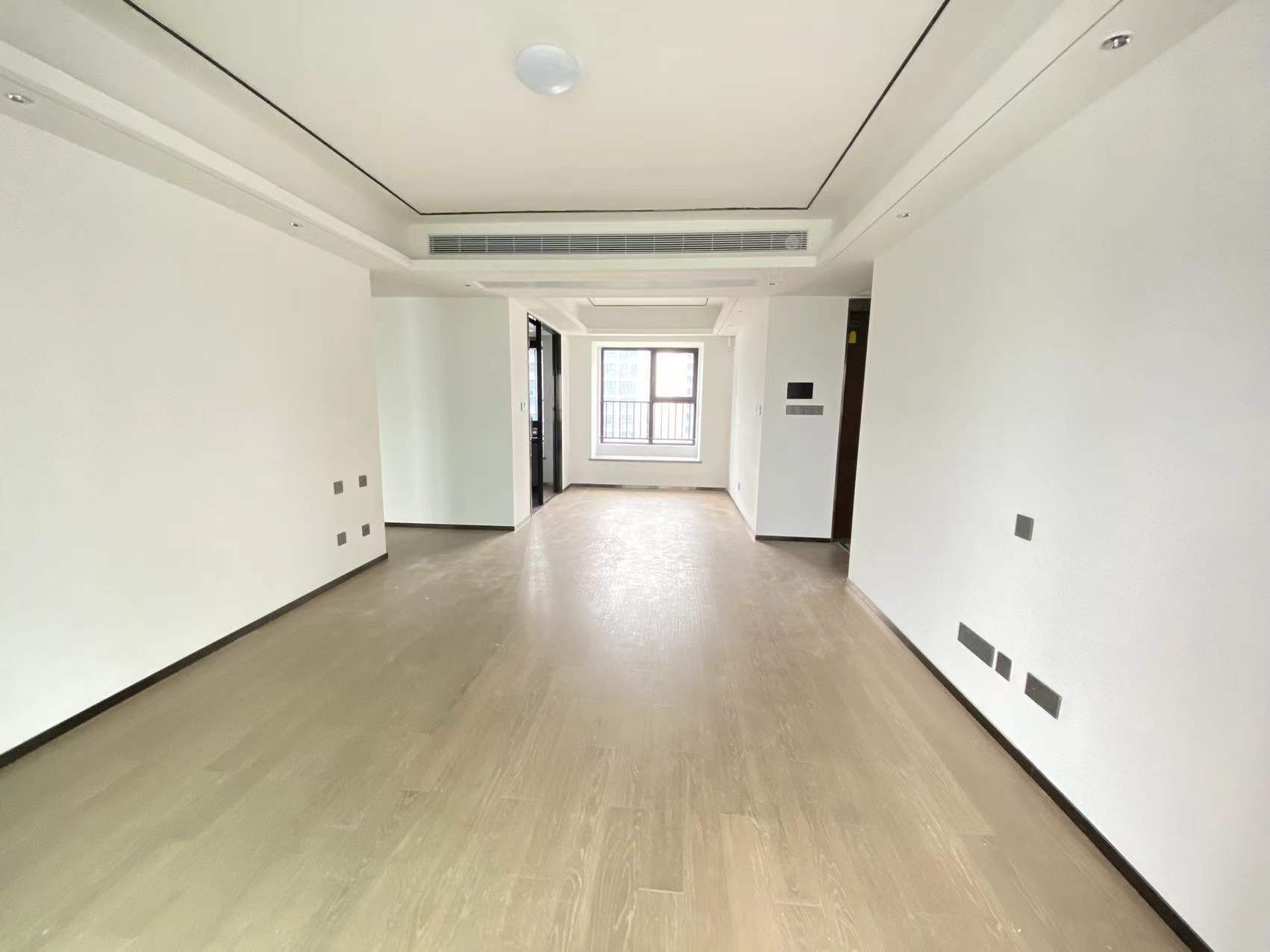 滨江道静园 4室1厅2卫 143.77m&sup2;
