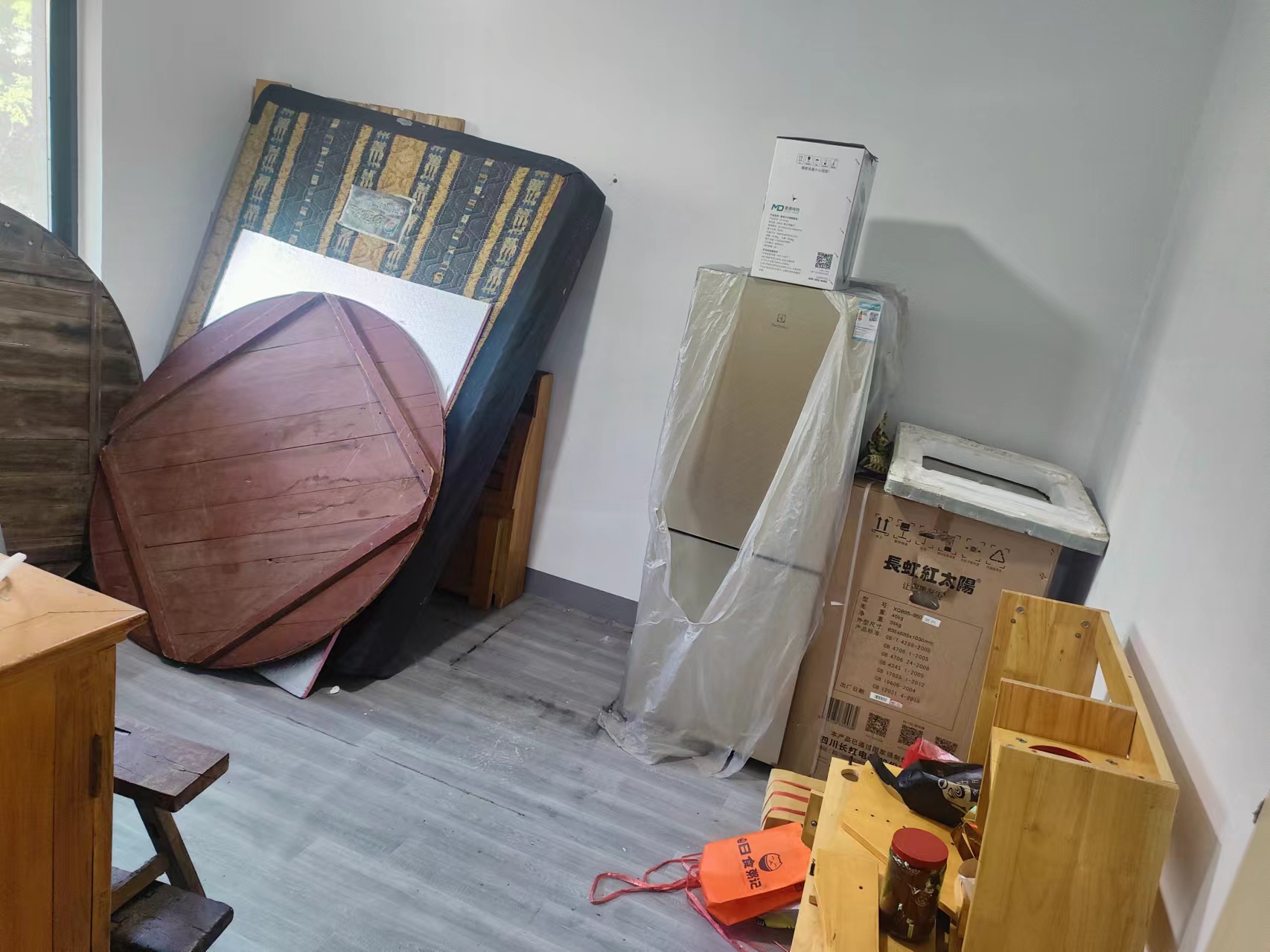 世伦佳苑 3室2厅2卫 142m&sup2;