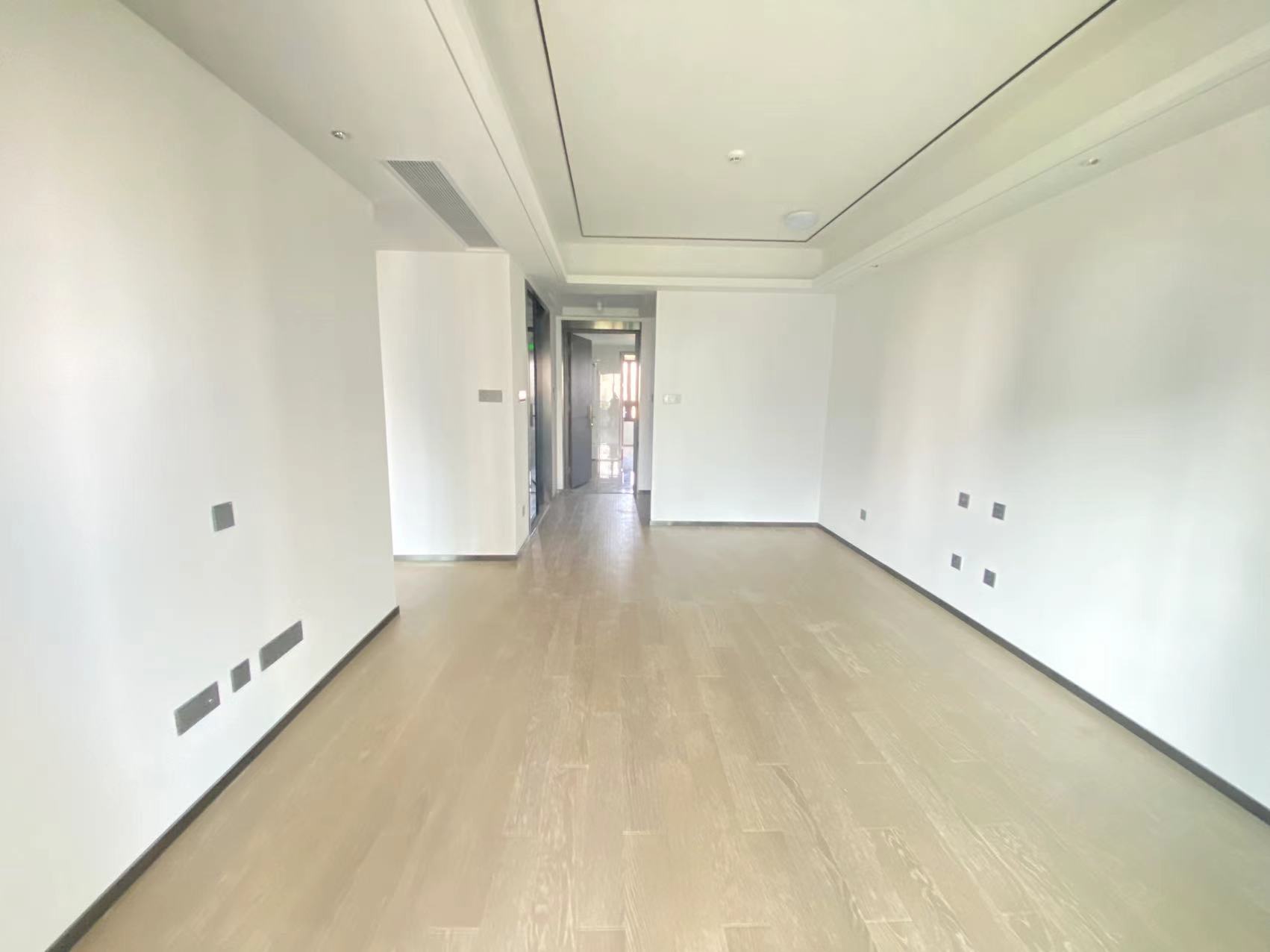 滨江道江园 3室2厅1卫 101m²