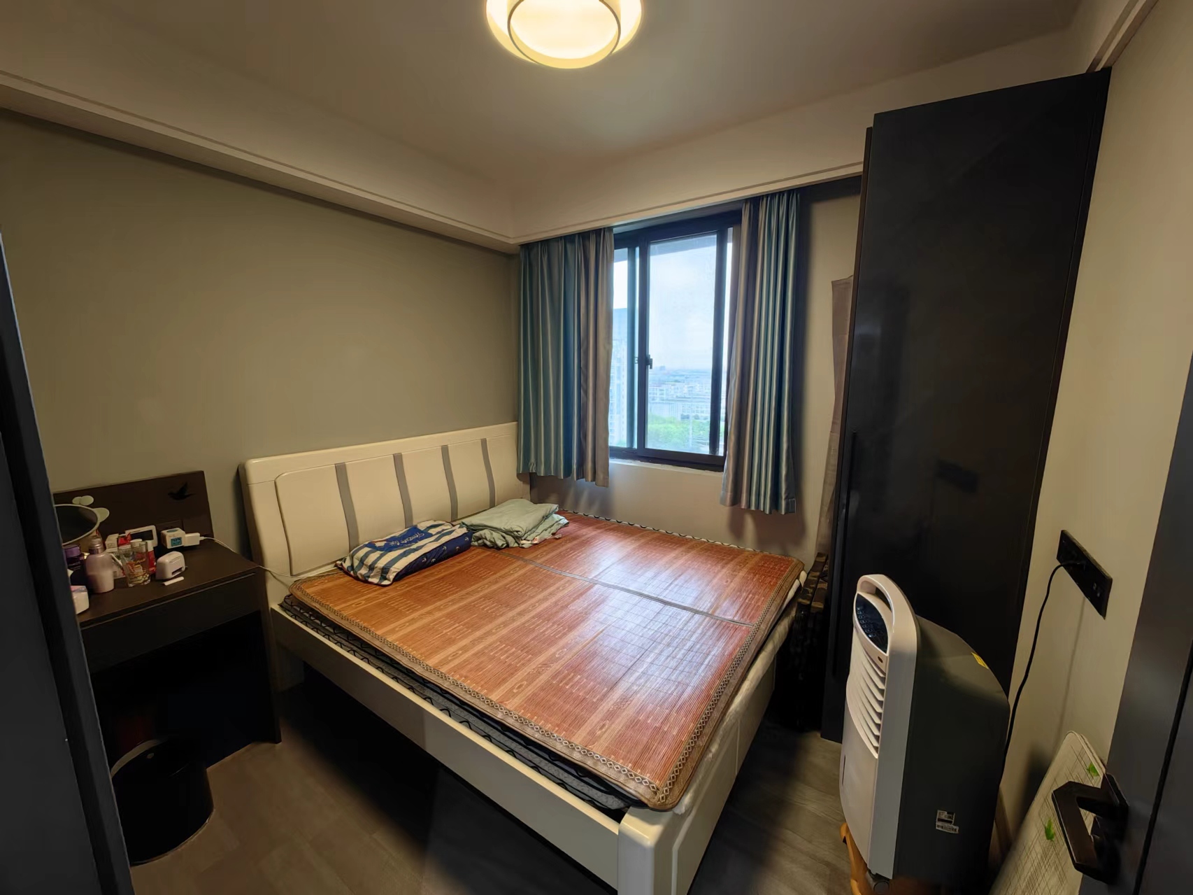 兴石花园 3室2厅1卫 114.25m&sup2;