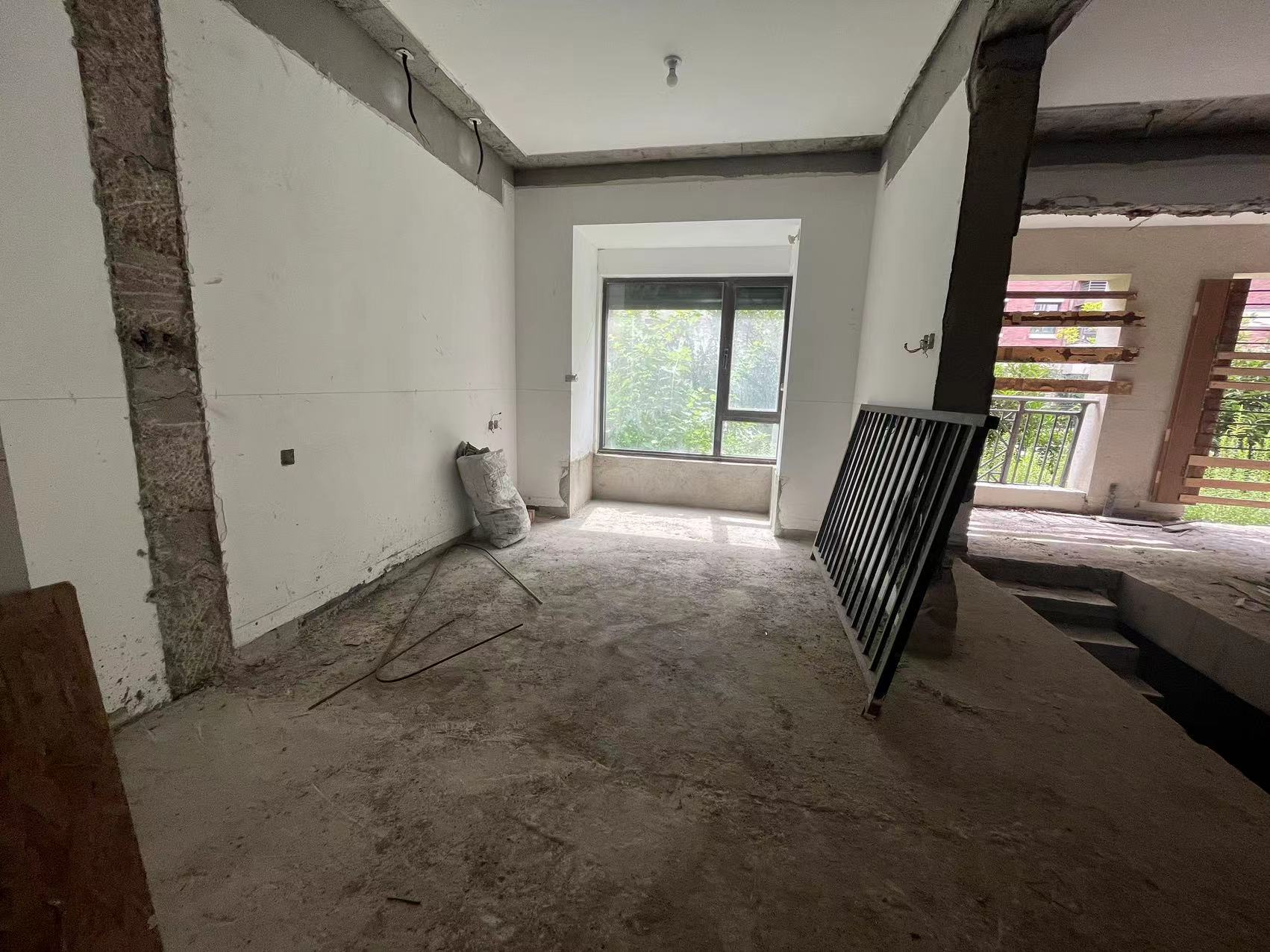 佳期漫 4室2厅2卫 147.00m&sup2;
