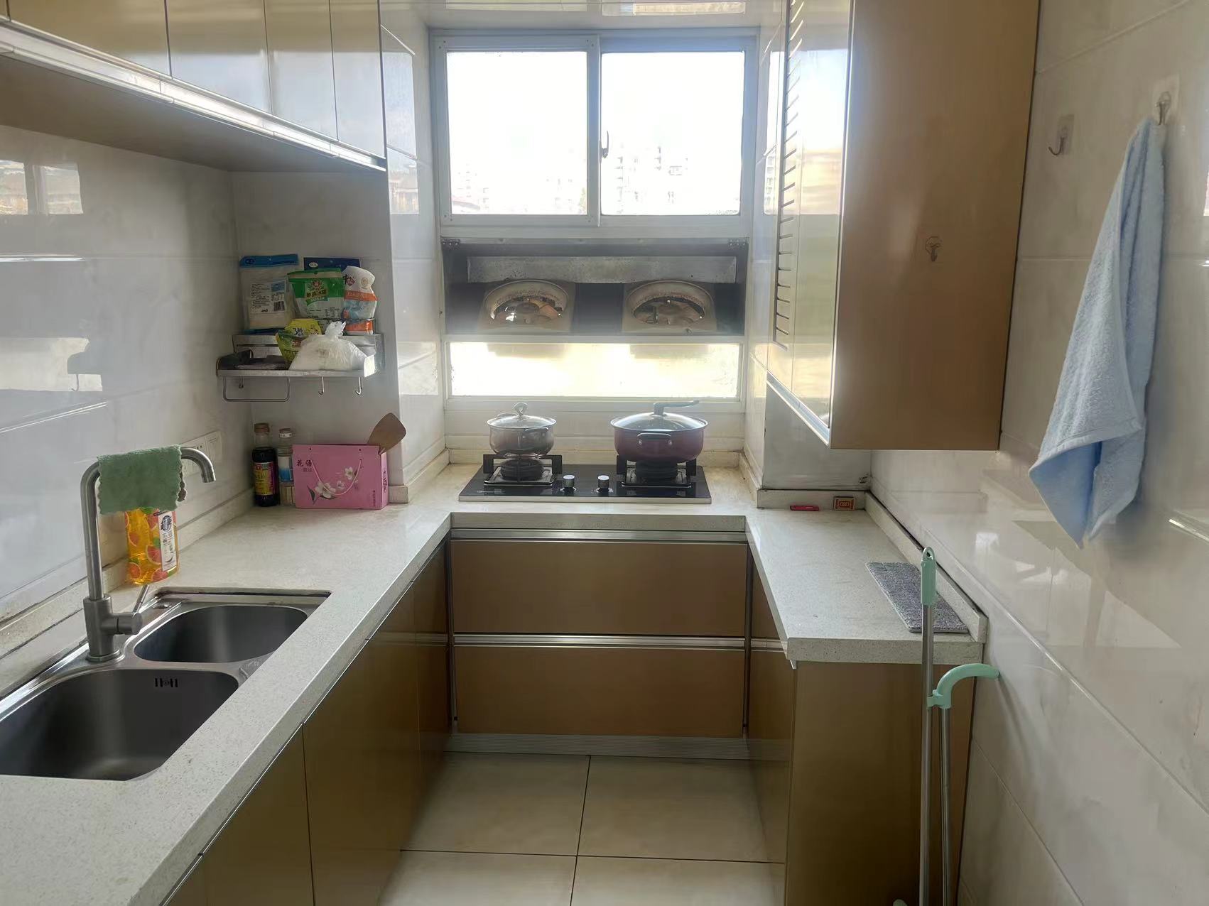 光明新村 2室1厅1卫 71.19m&sup2;