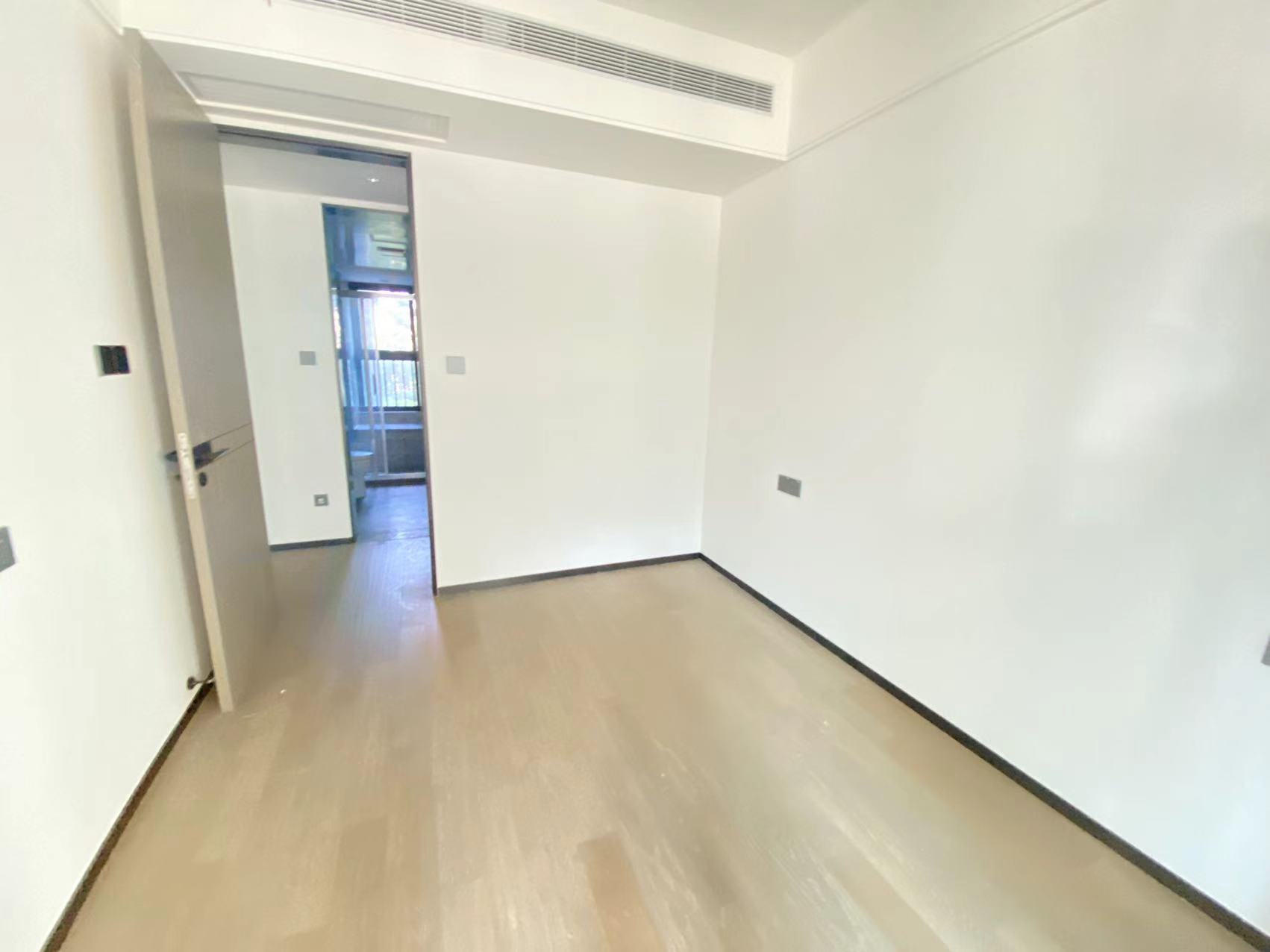 滨江道静园 3室2厅2卫 117.68m&sup2;