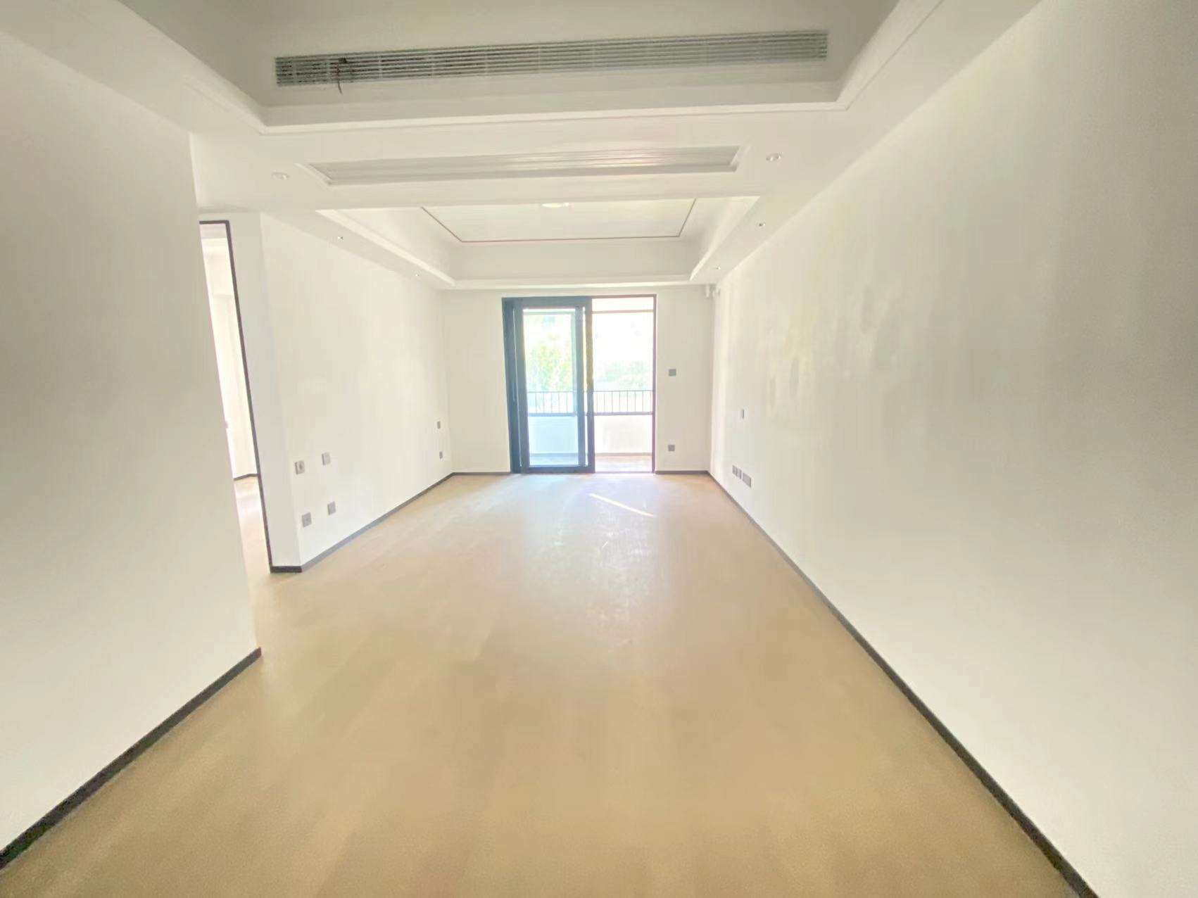 滨江道静园 3室2厅2卫 117.68m²