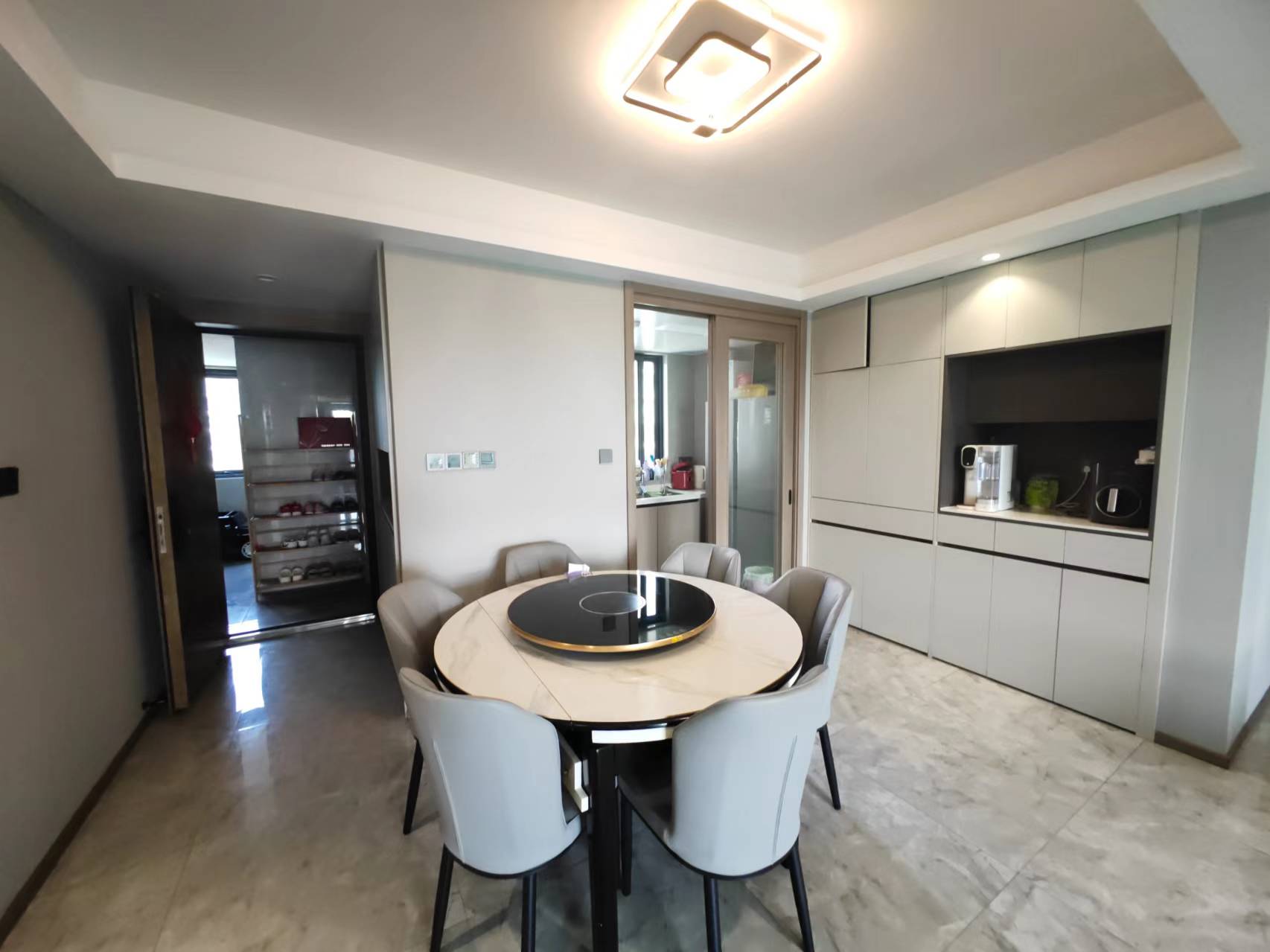 世茂璀璨未来 3室2厅2卫 116.73m²