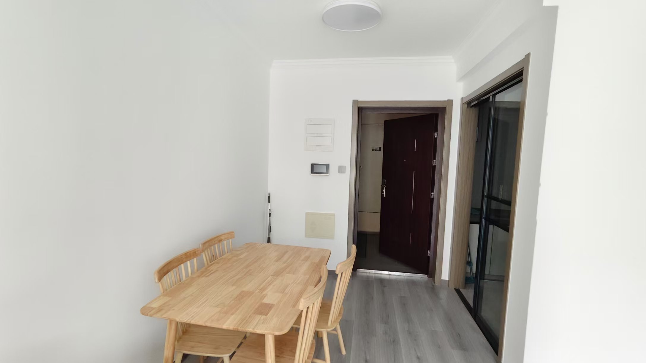 绿地新里城 3室2厅1卫 92m²