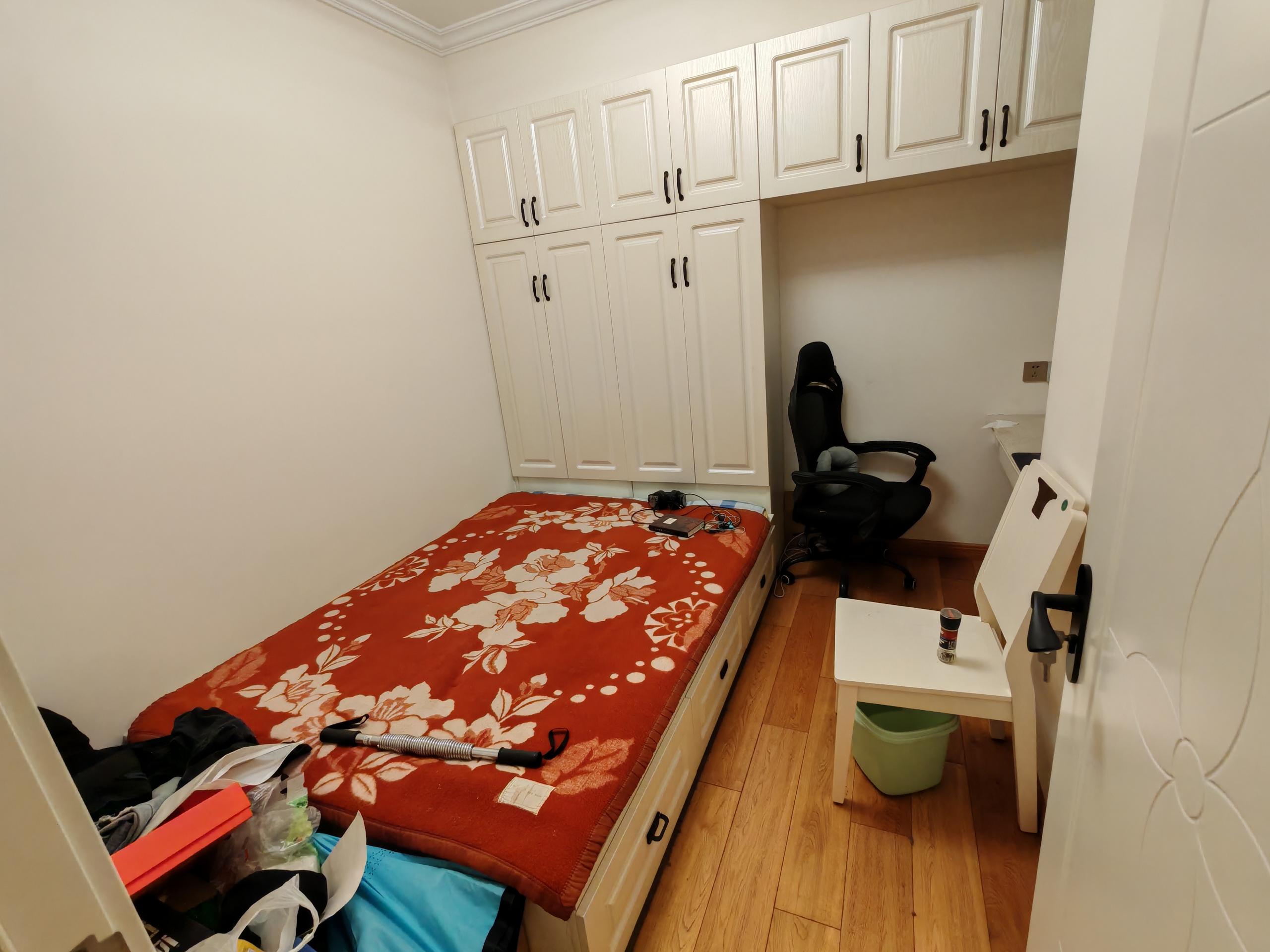 桂花小镇 3室2厅1卫 121.83m&sup2;