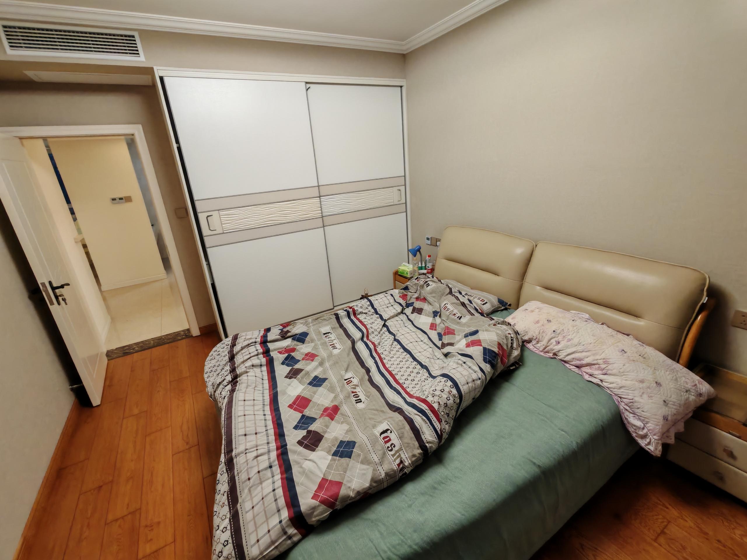 桂花小镇 3室2厅1卫 121.83m&sup2;