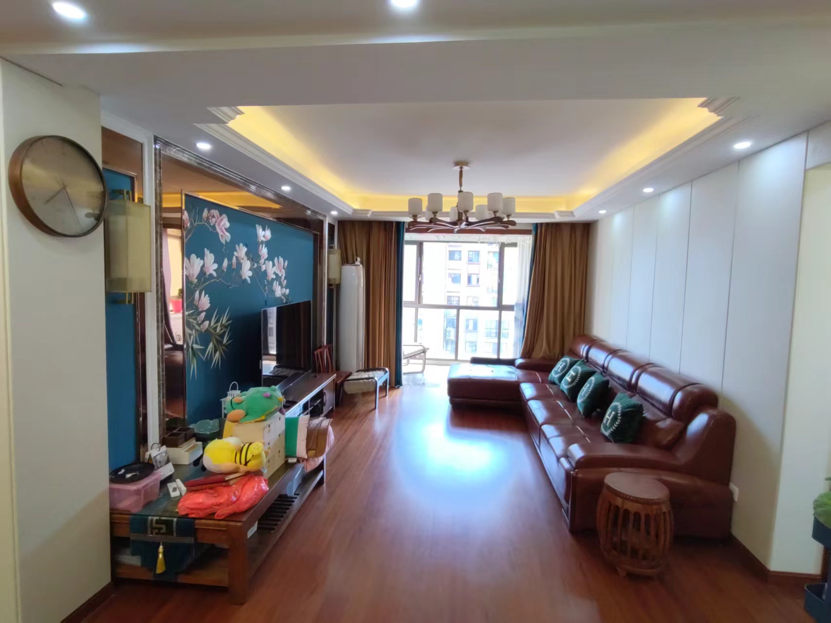 华强城 3室2厅1卫 120m&sup2;