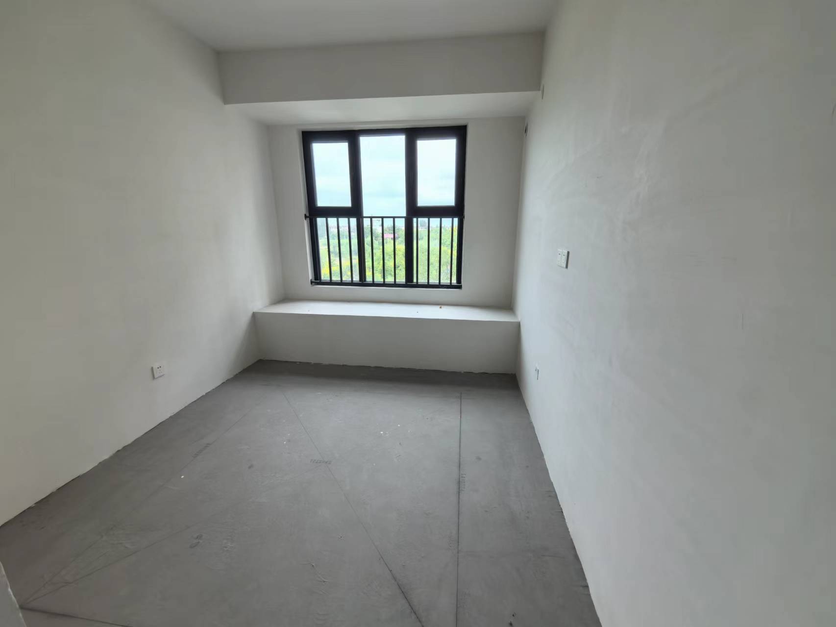 卓越华宸世纪 3室2厅1卫 107m&sup2;