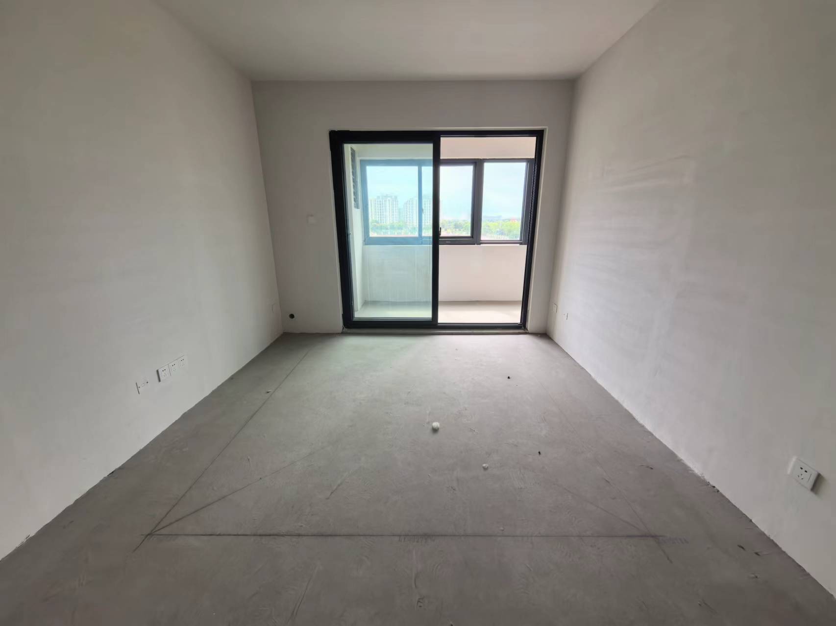 卓越华宸世纪 3室2厅1卫 107m²