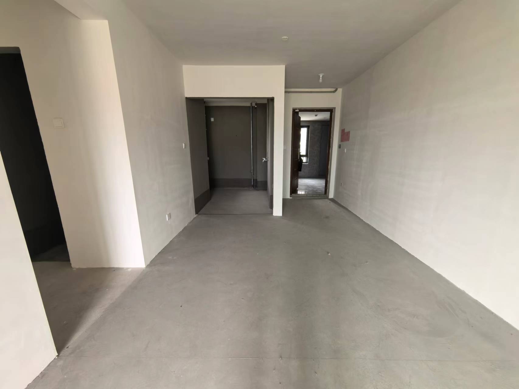卓越华宸世纪 3室2厅1卫 107m&sup2;