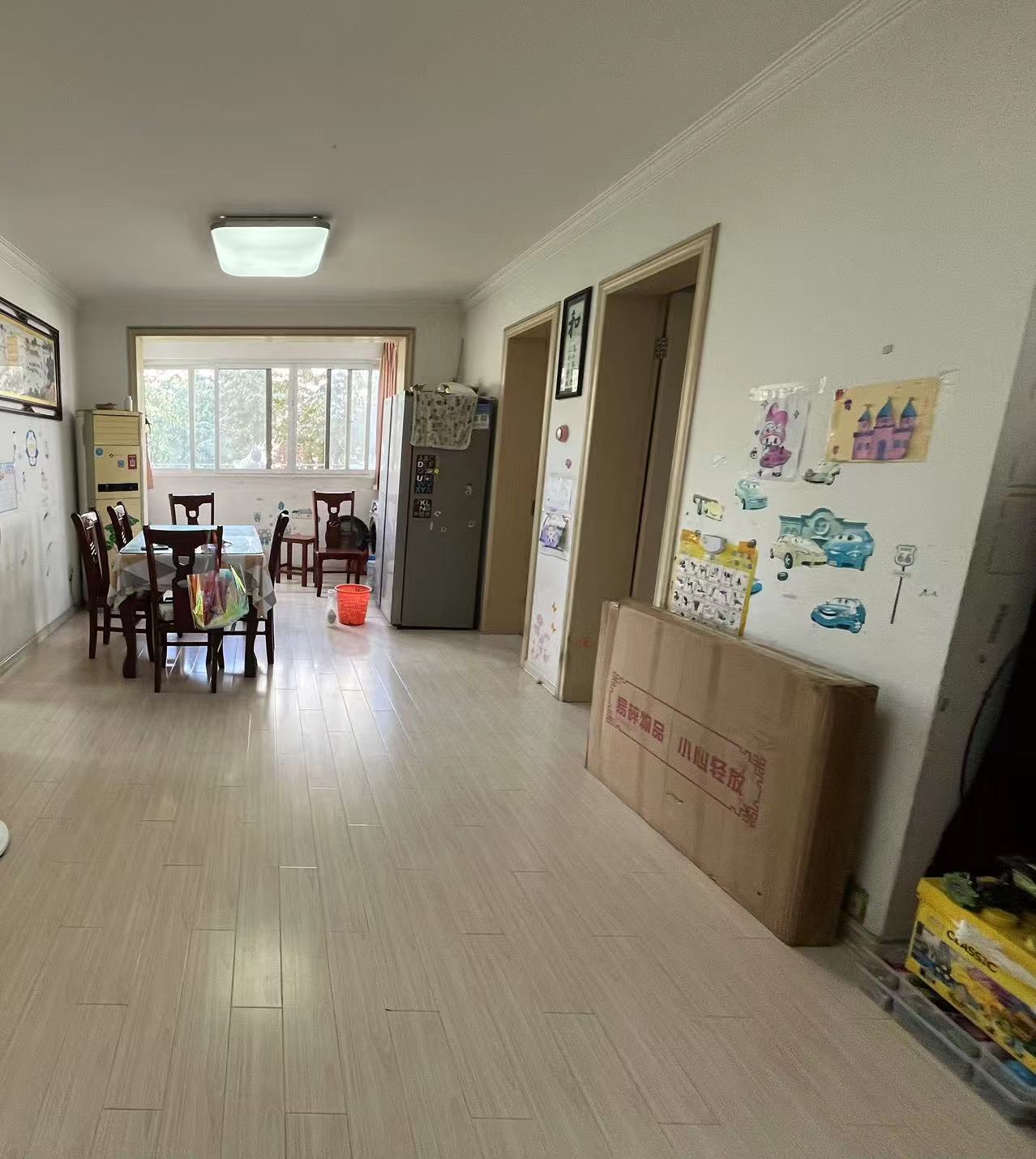 虹桥新苑 3室2厅1卫 117m²