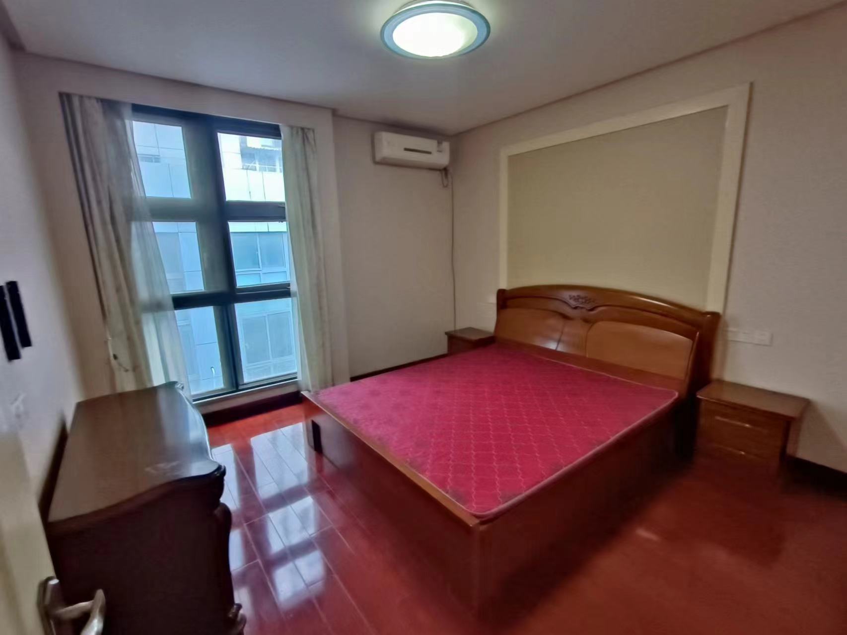 太阳鑫城 3室2厅2卫 49.38m&sup2;