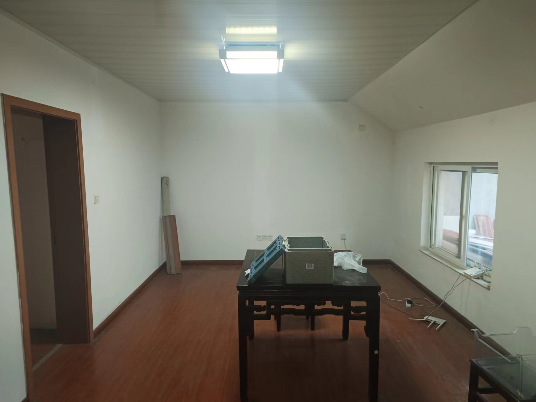 怡园新苑 2室1厅1卫 68m&sup2;