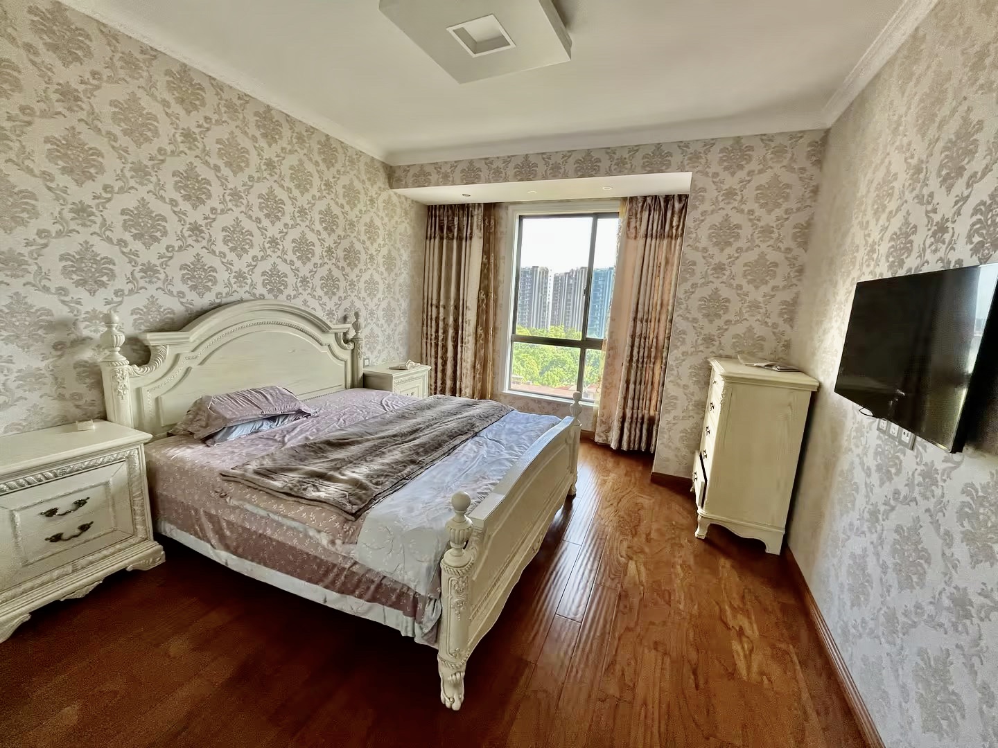 御景湾 3室2厅2卫 139m&sup2;