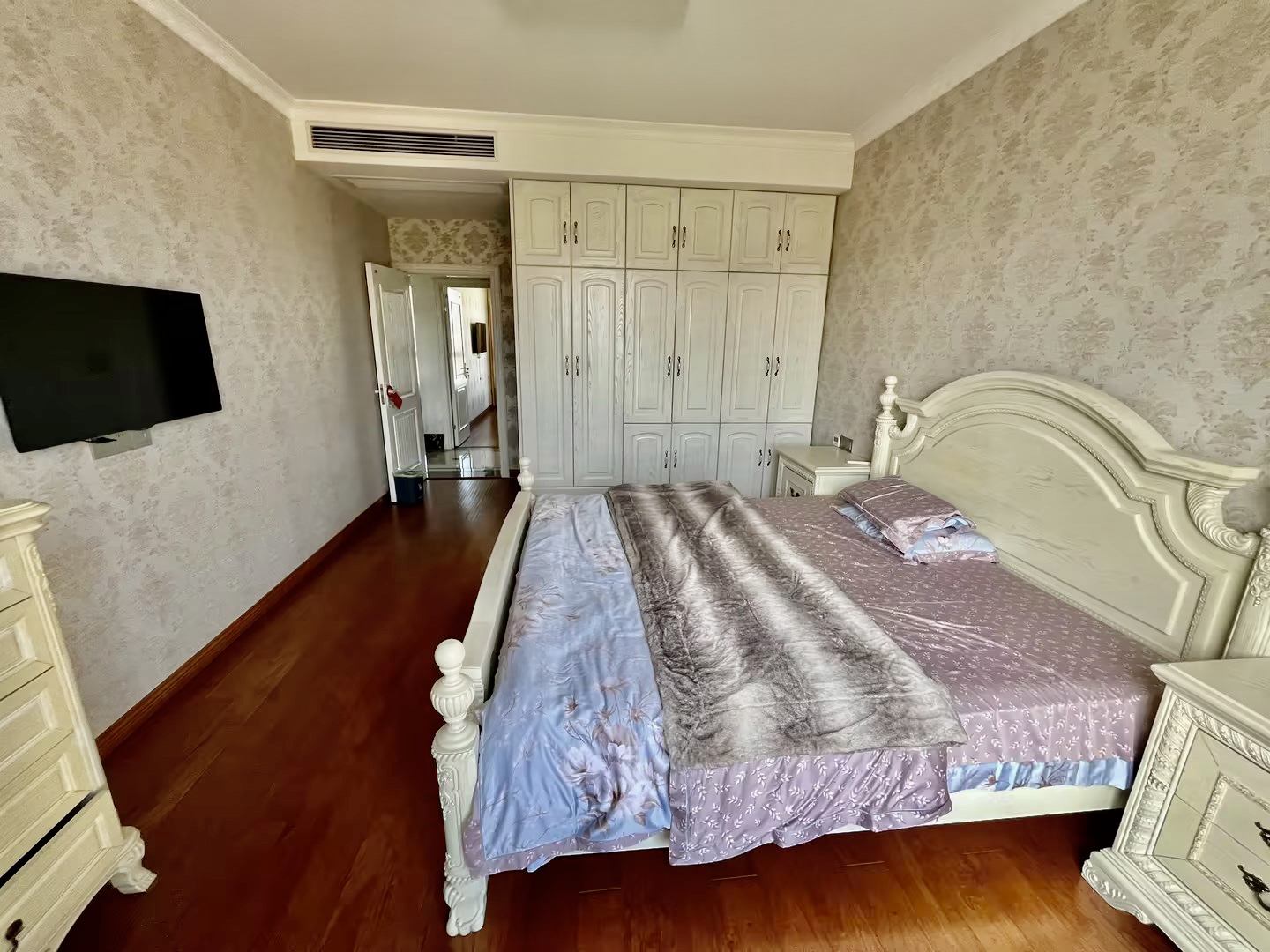 御景湾 3室2厅2卫 139m&sup2;
