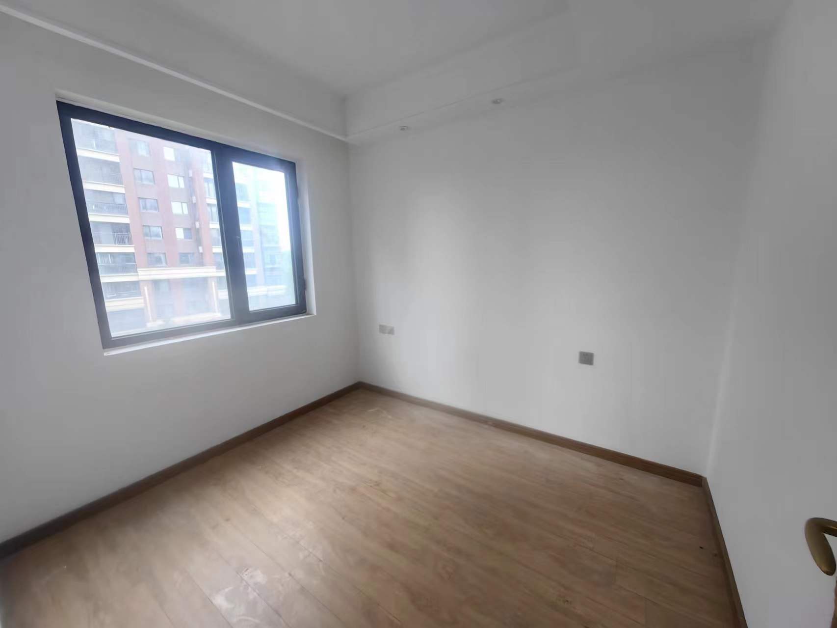 佳期漫 4室2厅2卫 123m&sup2;