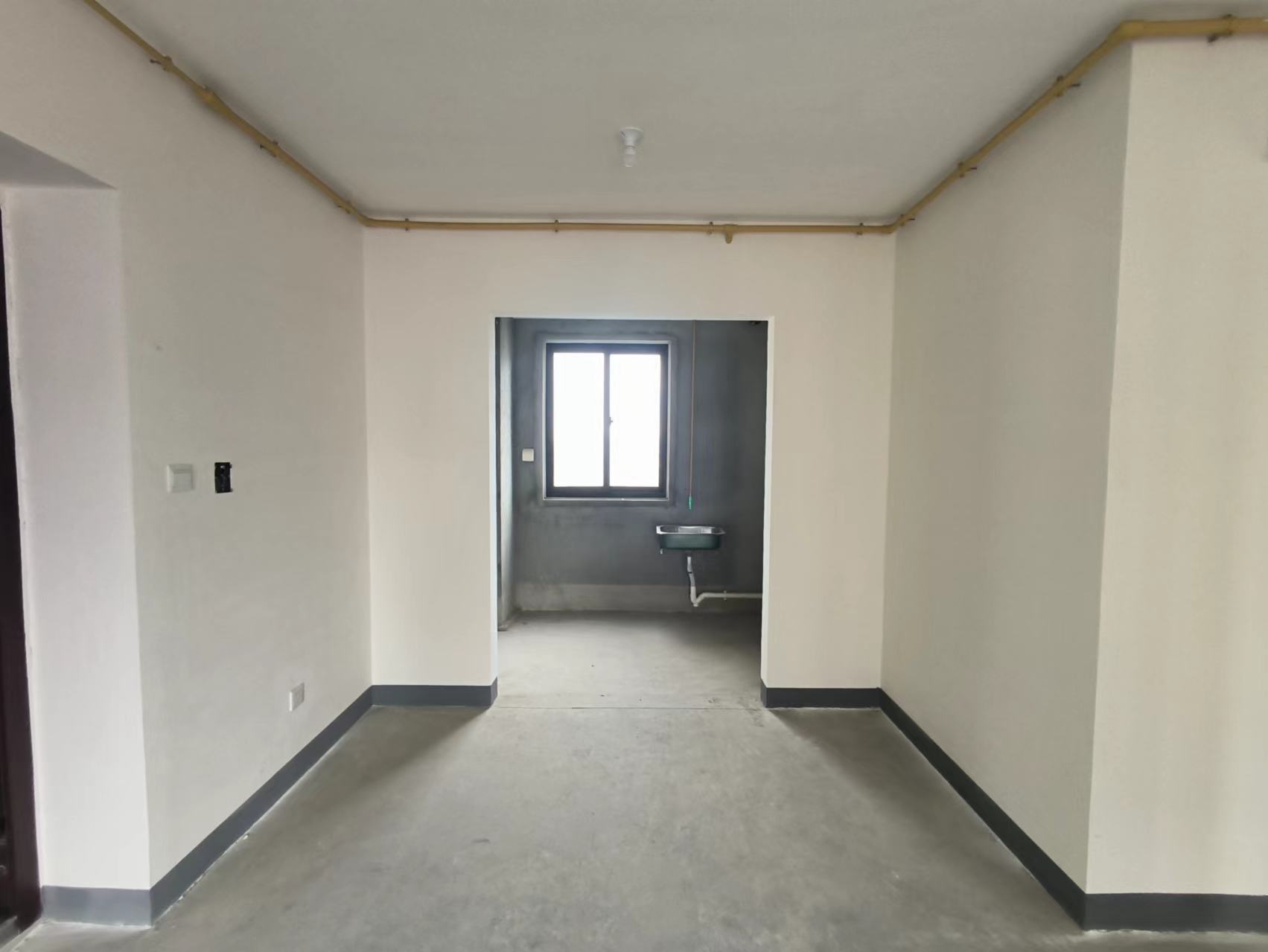 绿地新里城 3室2厅2卫 107.53m²