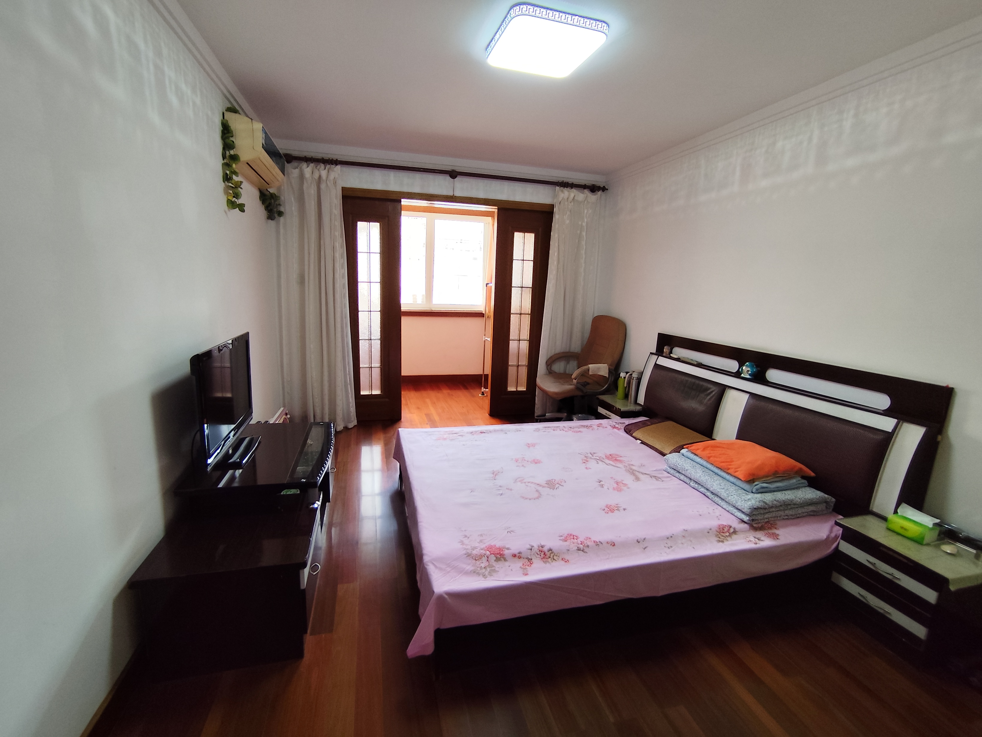 五山花苑 4室2厅0卫 124.00m&sup2;