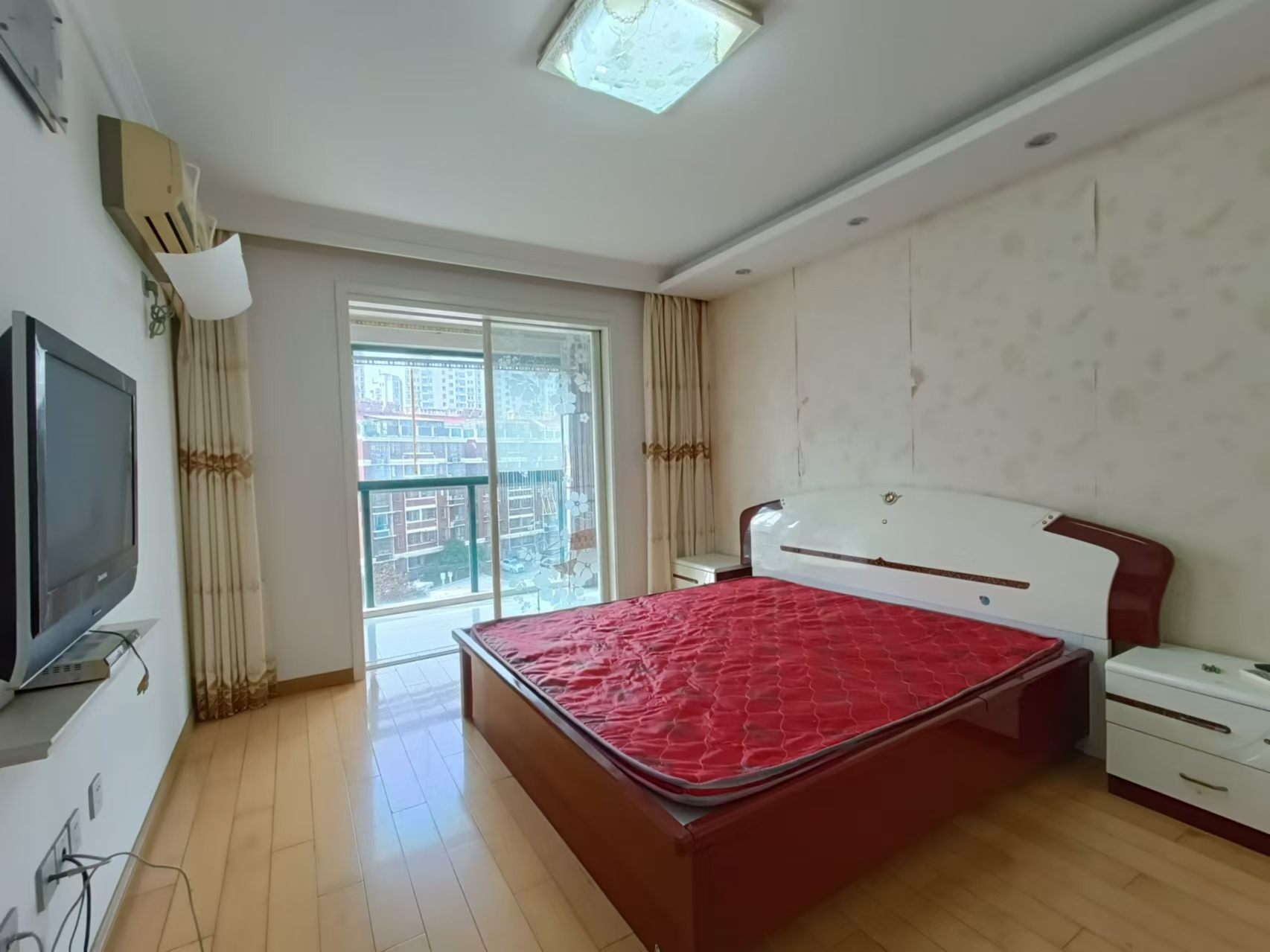 长航地中海花园 3室2厅1卫 126.00m&sup2;