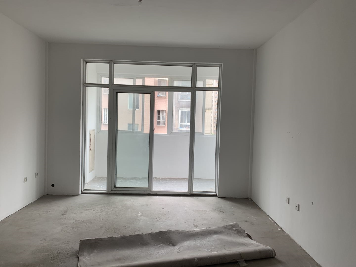 天虹苑 3室2厅1卫 97.6m&sup2;