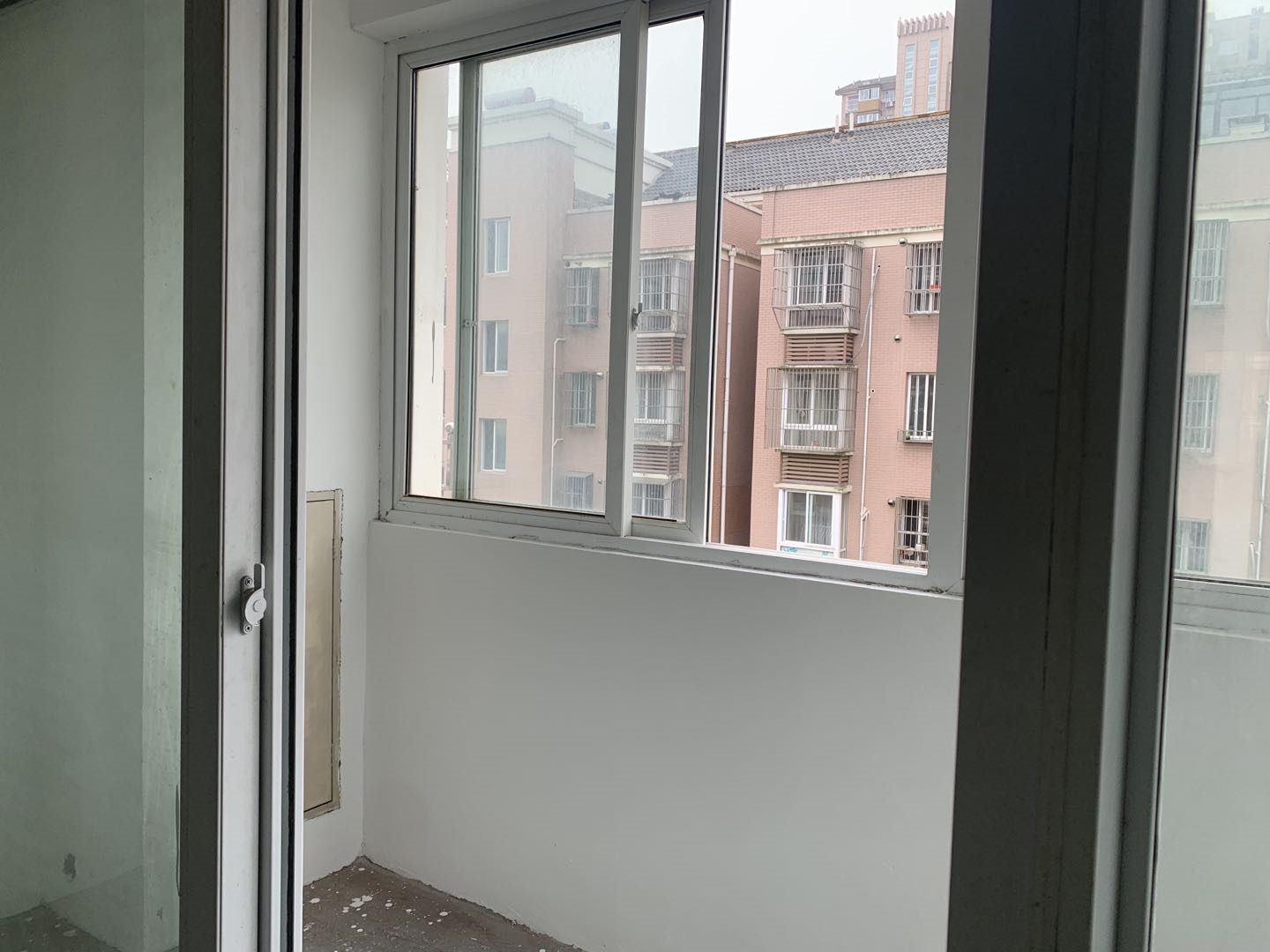 天虹苑 3室2厅1卫 97.6m&sup2;