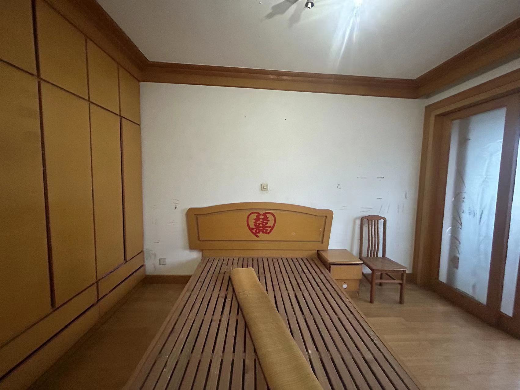 城港新村 2室1厅1卫 64.12m&sup2;