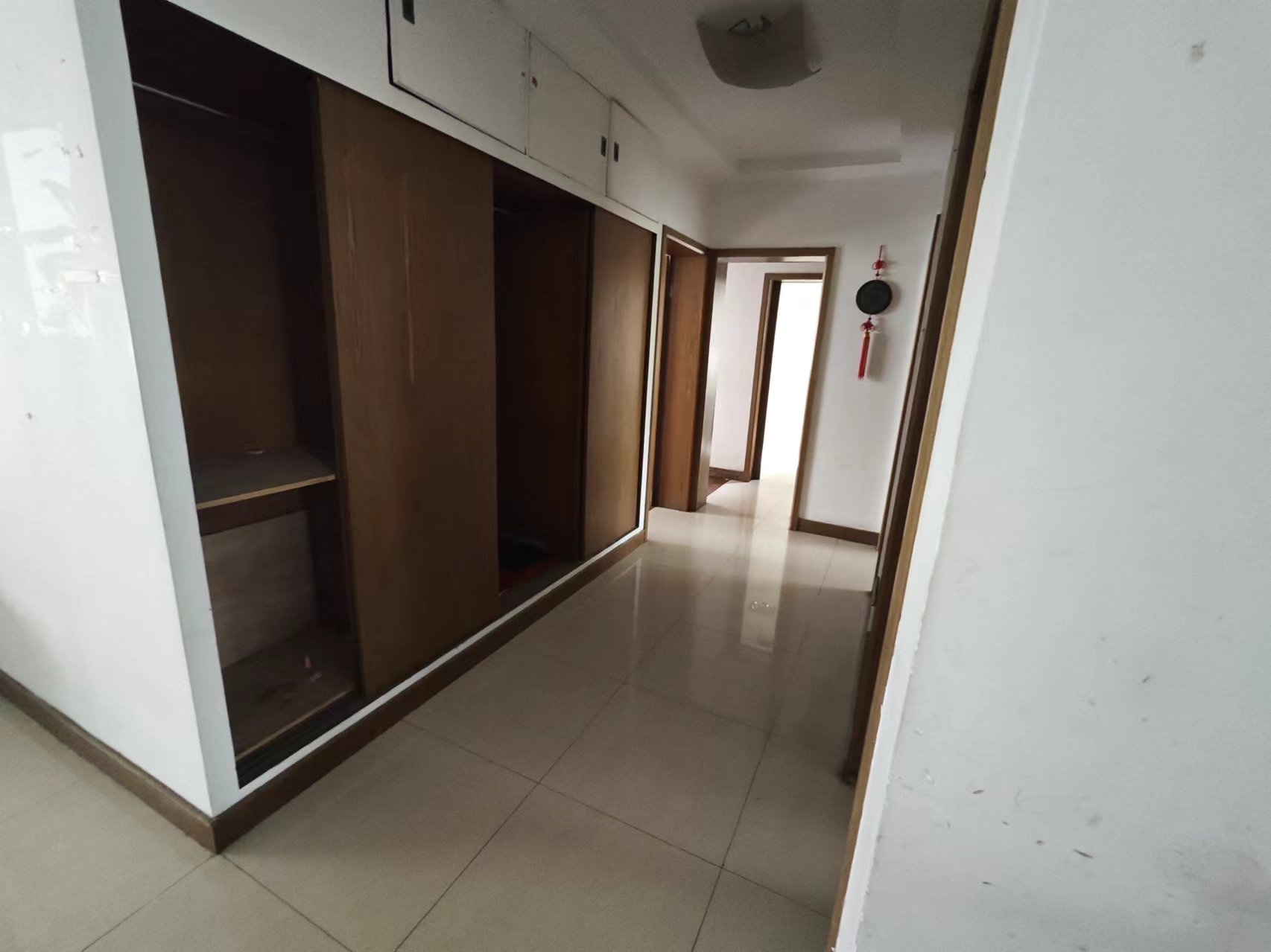 海港新村 3室2厅2卫 133.24m&sup2;