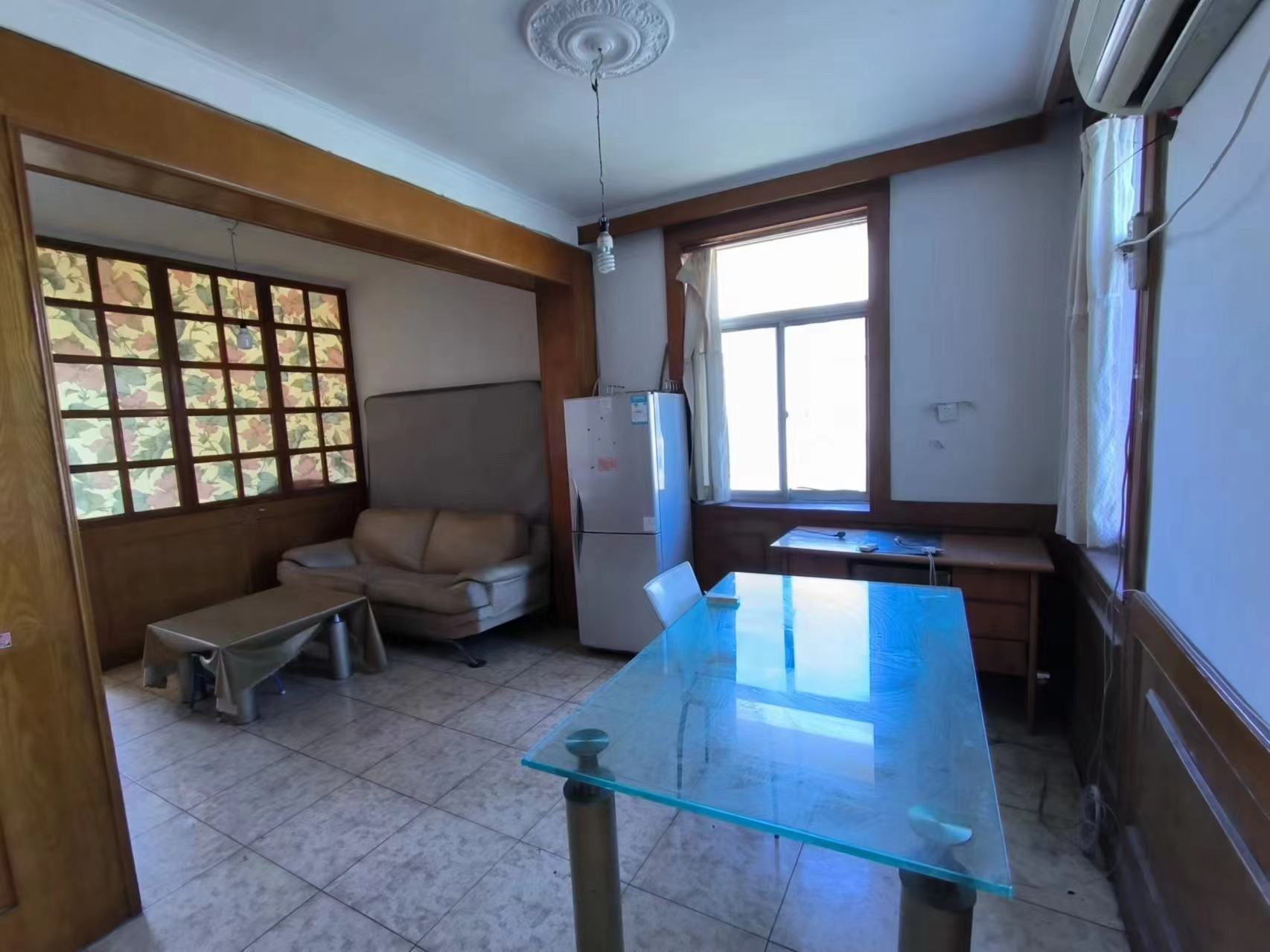 光明新村 2室1厅1卫 69m²