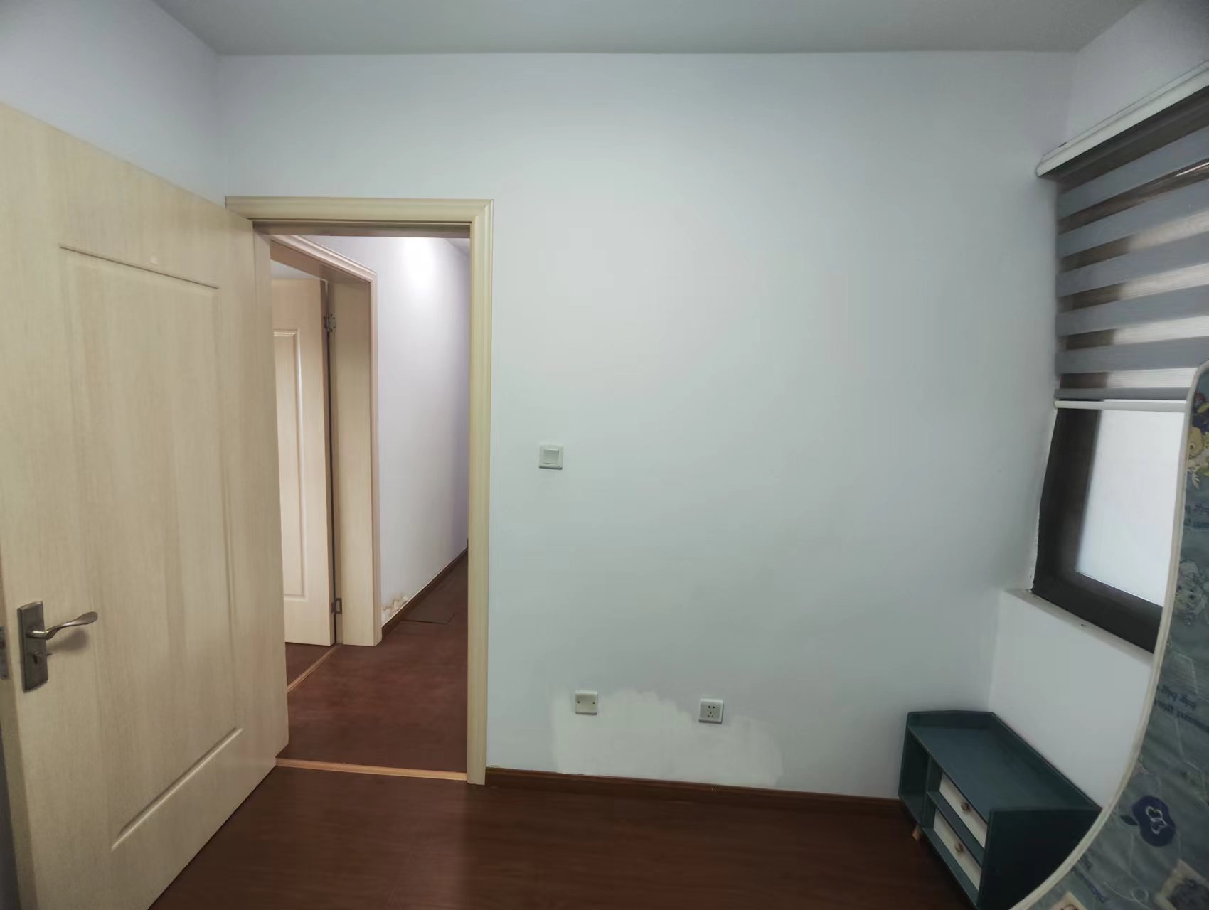 皇家花园北区 3室2厅1卫 108m&sup2;