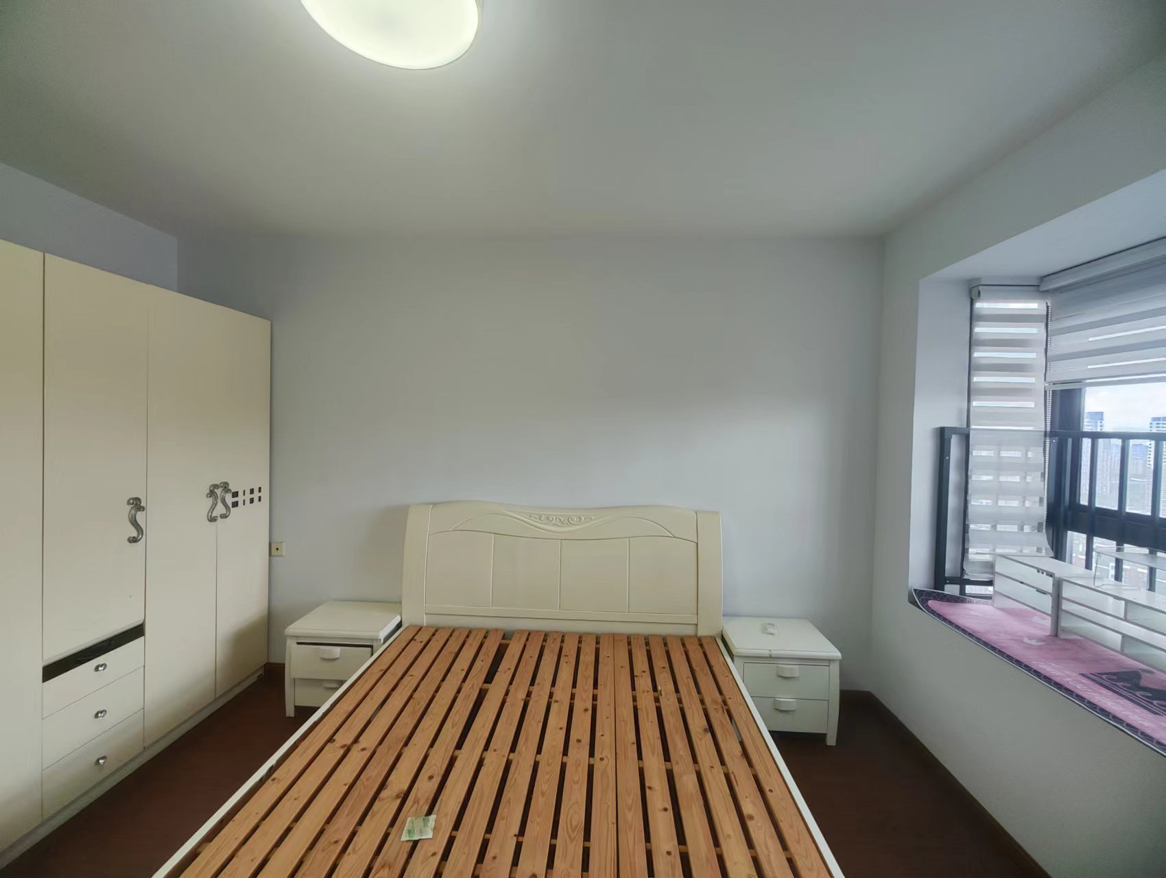 皇家花园北区 3室2厅1卫 108m&sup2;