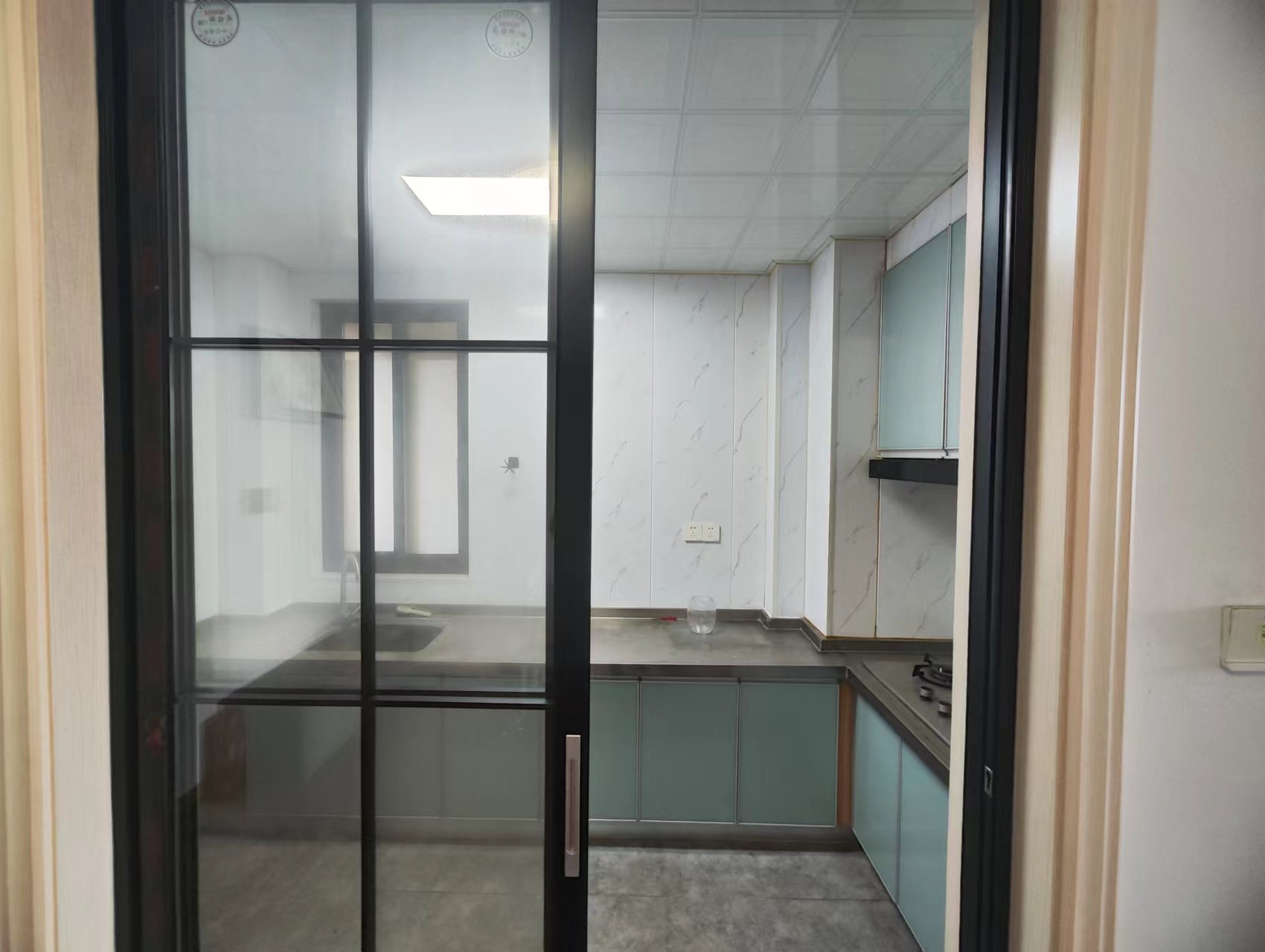 皇家花园北区 3室2厅1卫 108m&sup2;