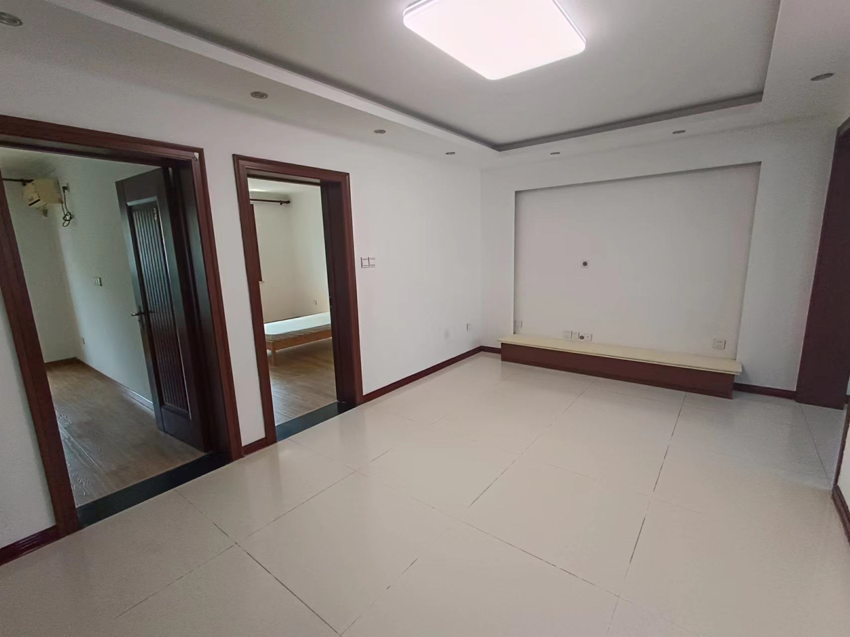城山家园 2室2厅1卫 89.00m²
