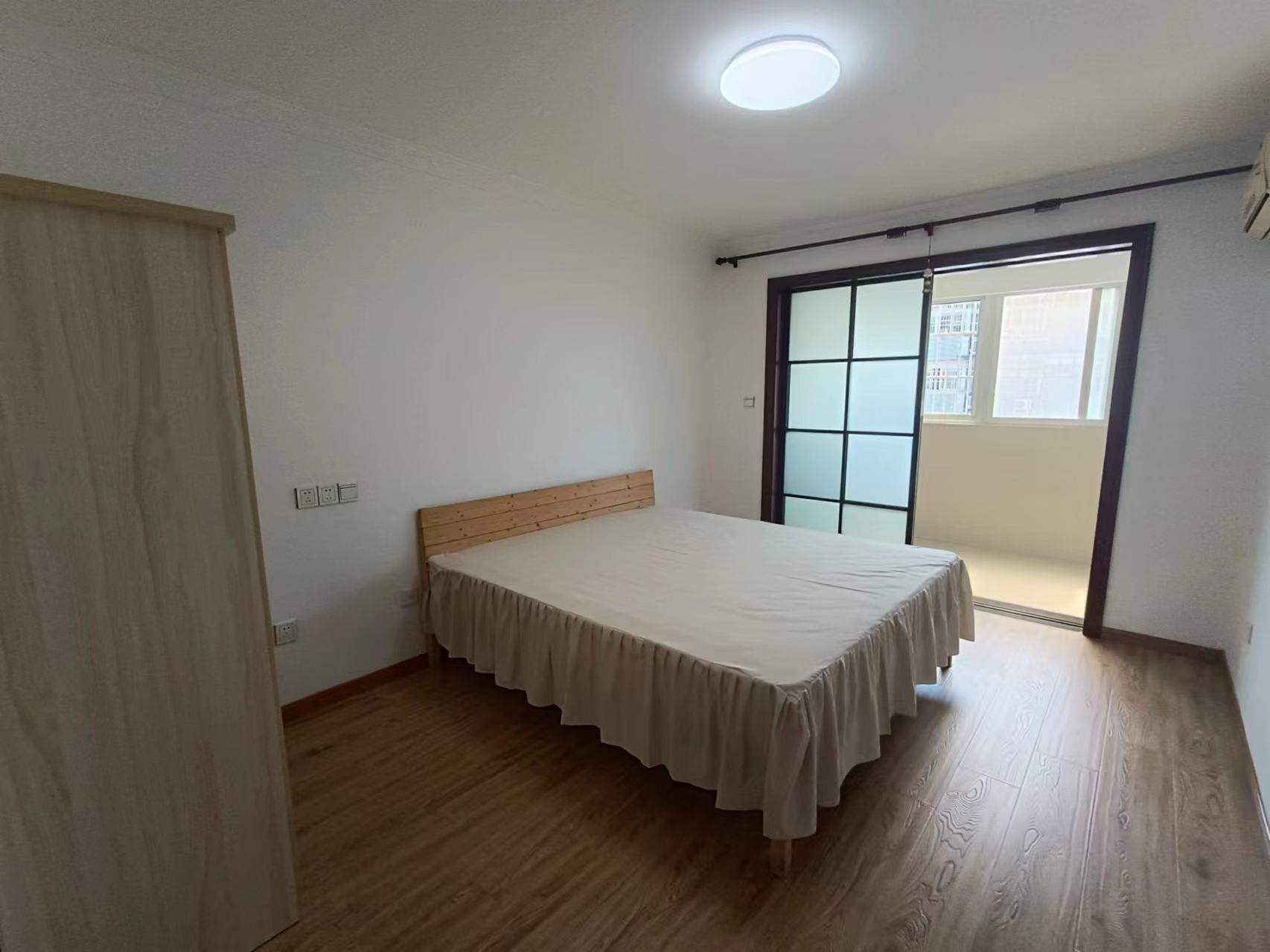 城山家园 2室2厅1卫 89.00m²