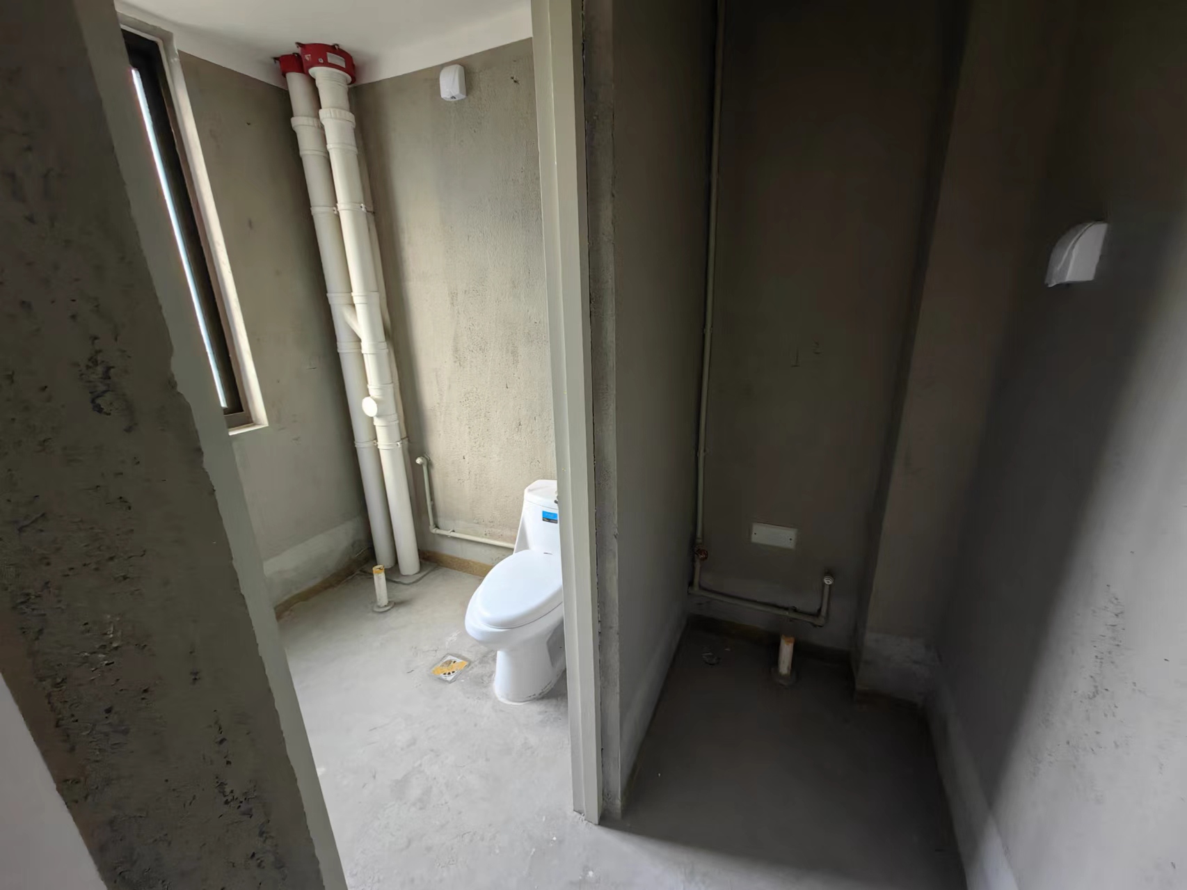 兴石花园 3室1厅1卫 105m&sup2;