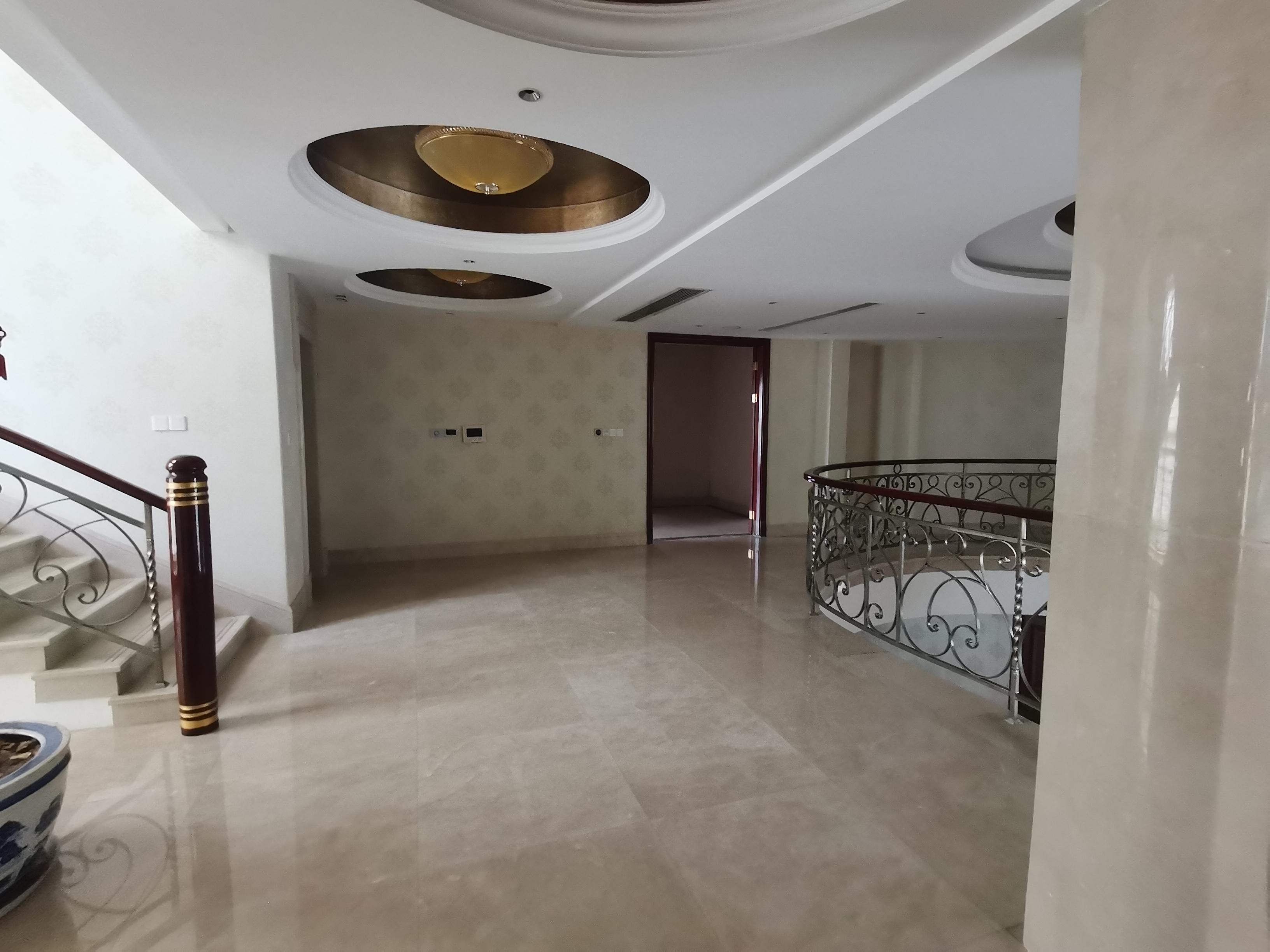 金和家园 8室3厅4卫 960m²